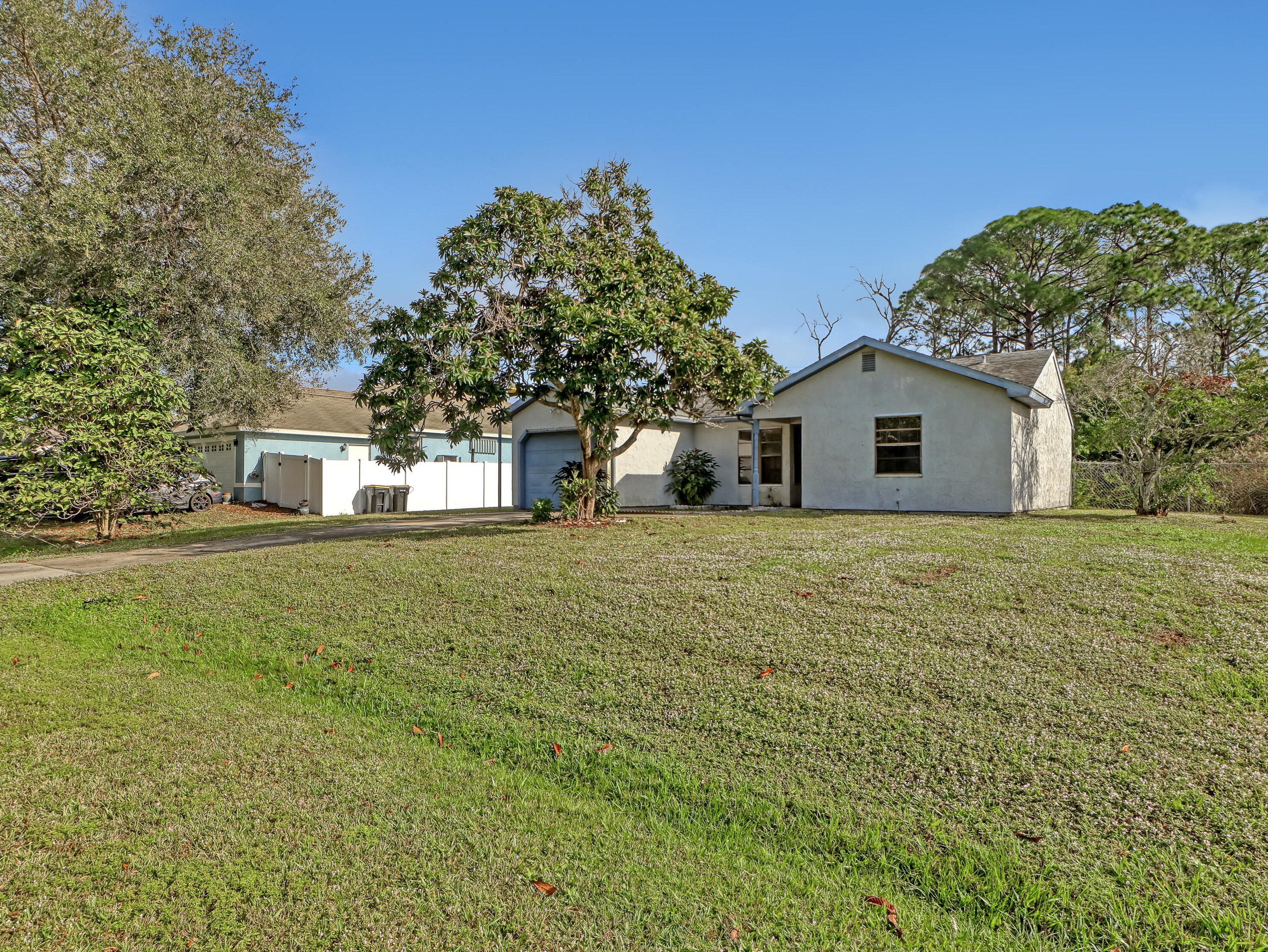 2861 Detached Cir, Melbourne, FL 32909-9210