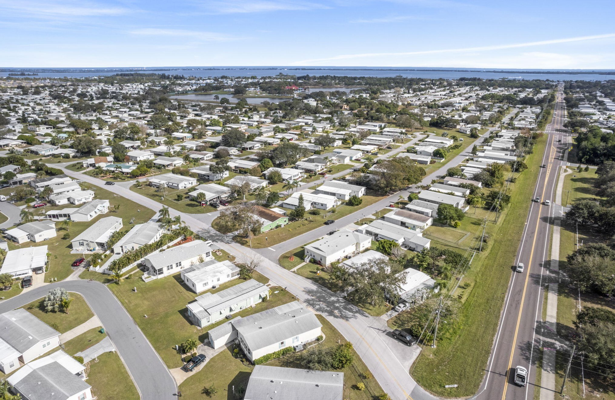 937 Vireo Dr, Sebastian FL  32976-7353 exterior