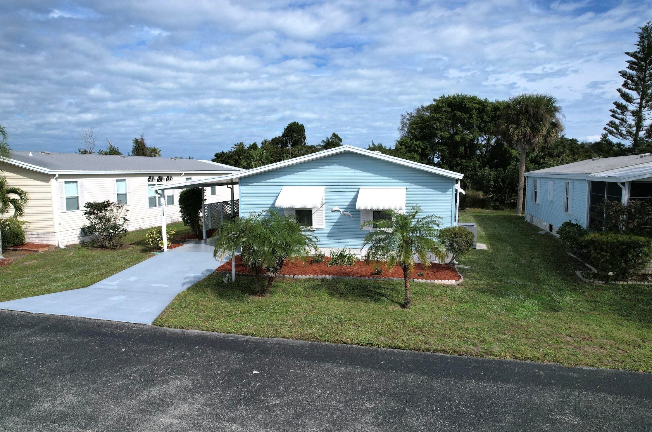 7563 Boxelder Rd, Sebastian, FL 32976-7735