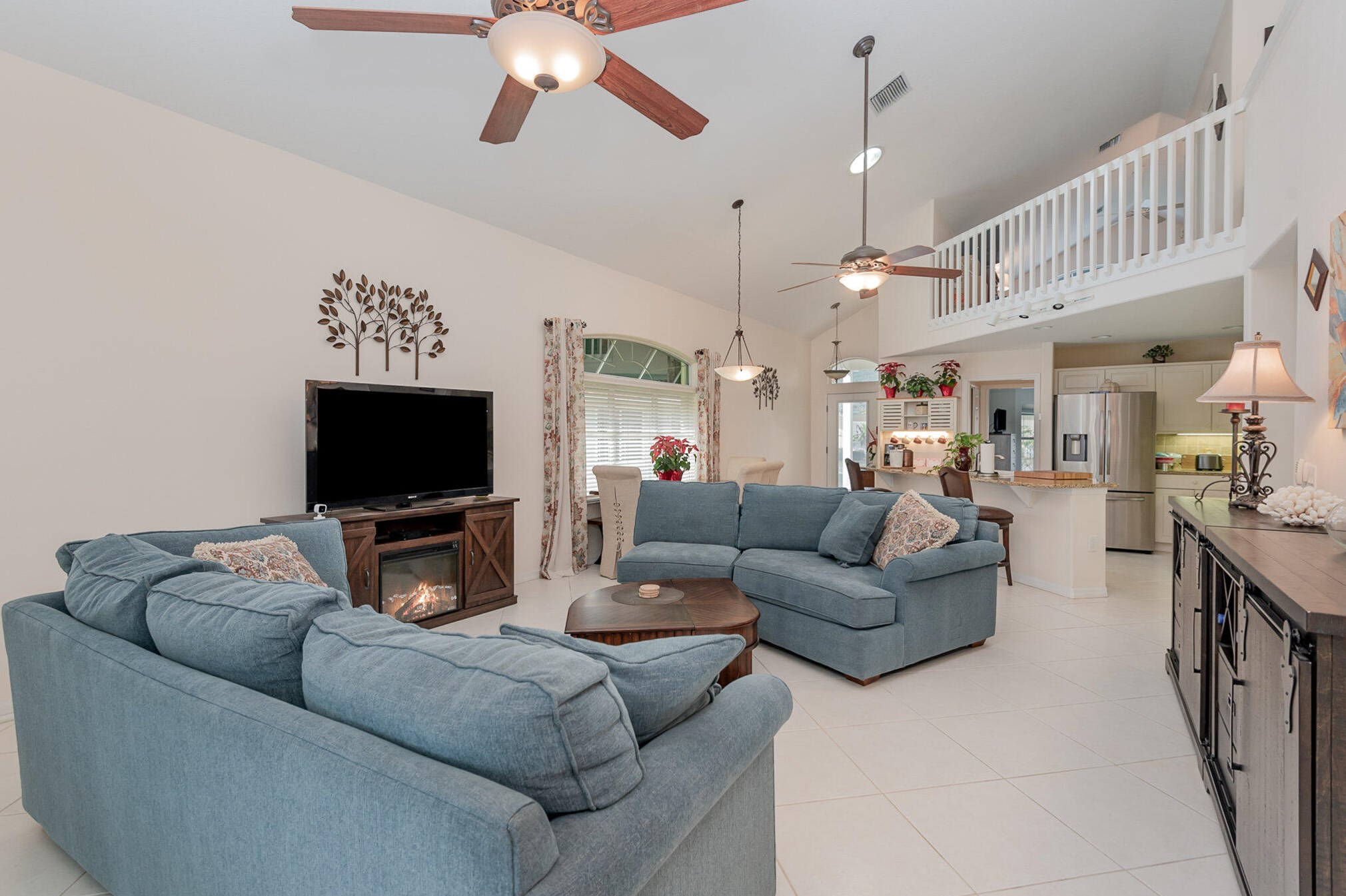 785 Baytree Dr, Titusville, FL 32780