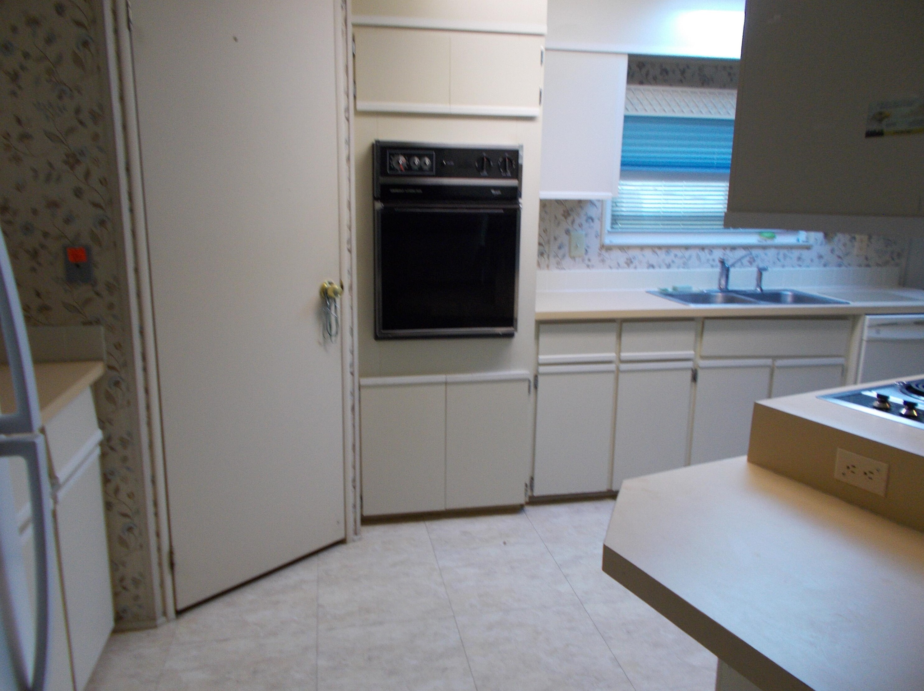 655 Marlin Cir, Sebastian FL  32976-2405 exterior