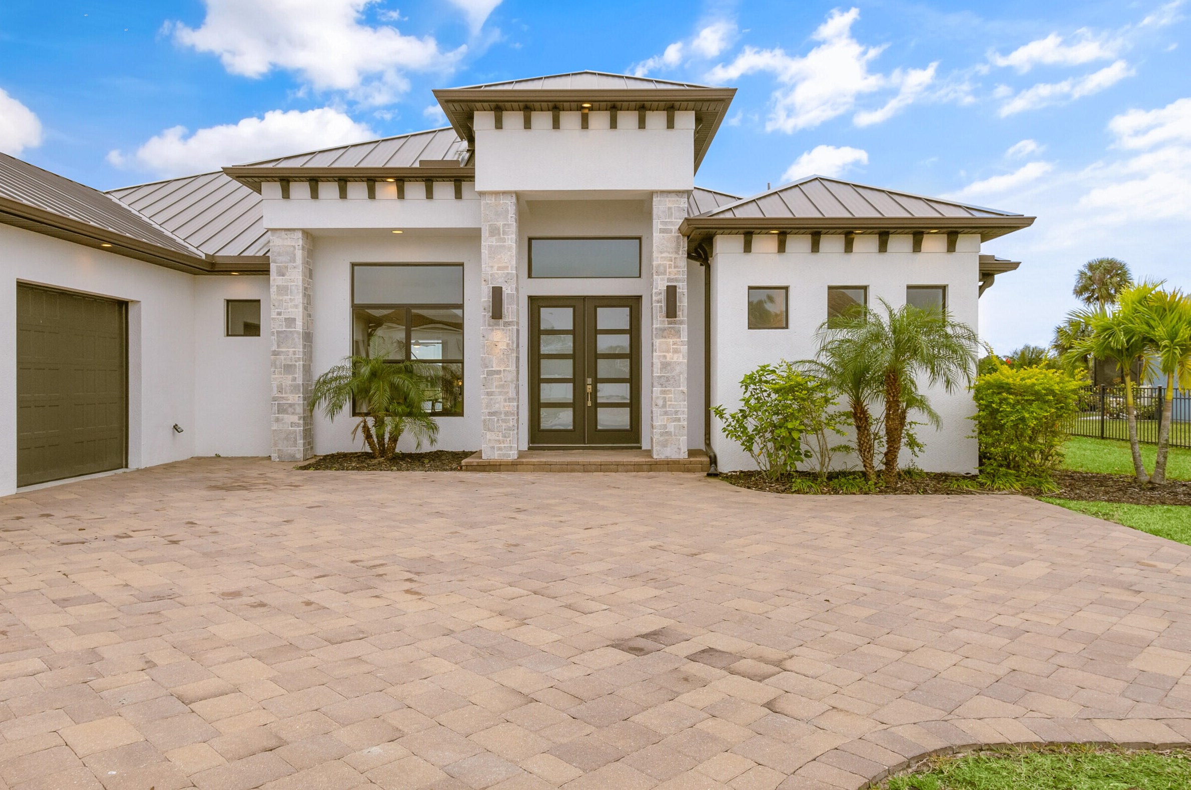 3884 Province Dr, Melbourne, FL 32934