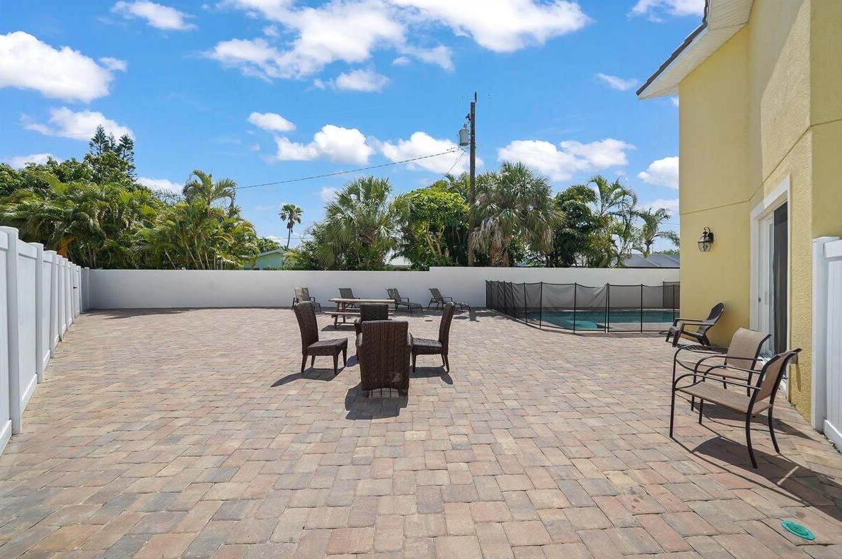 150 Mediterranean Way, Melbourne FL  32937-4249 exterior