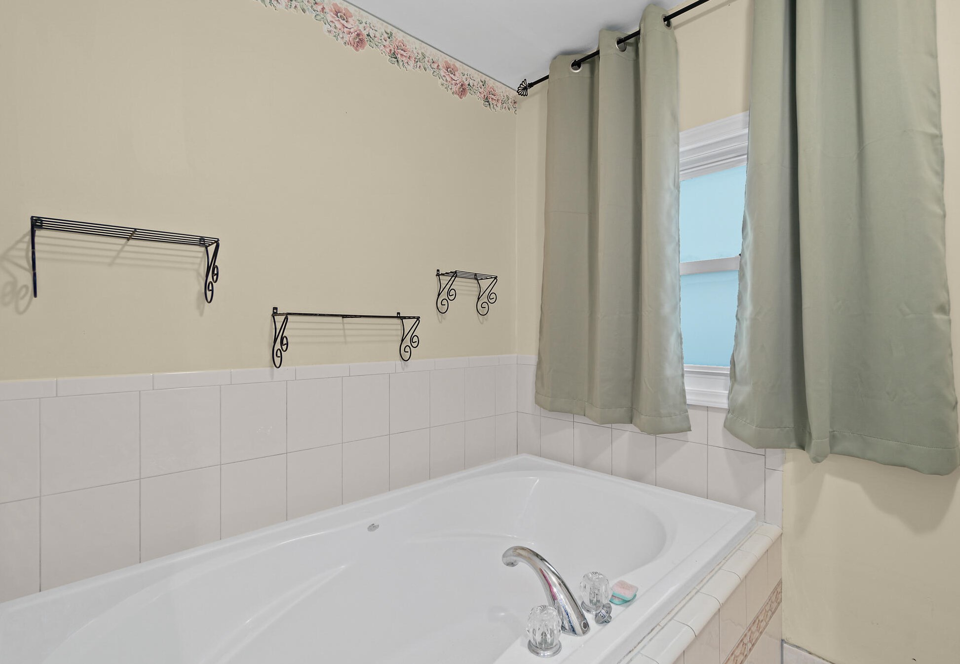 1500 Central Ave, Merritt Island FL 32952-5676 exterior