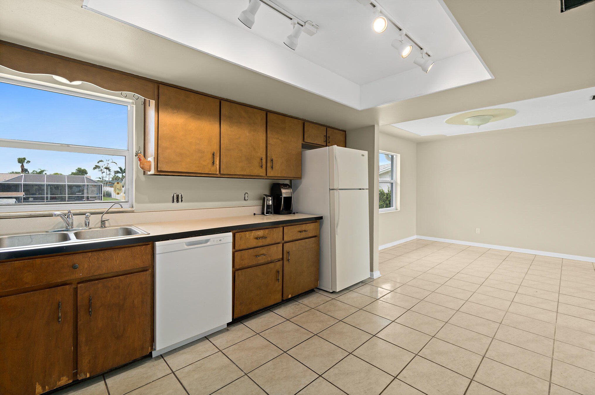 1500 Central Ave, Merritt Island FL 32952-5676 exterior