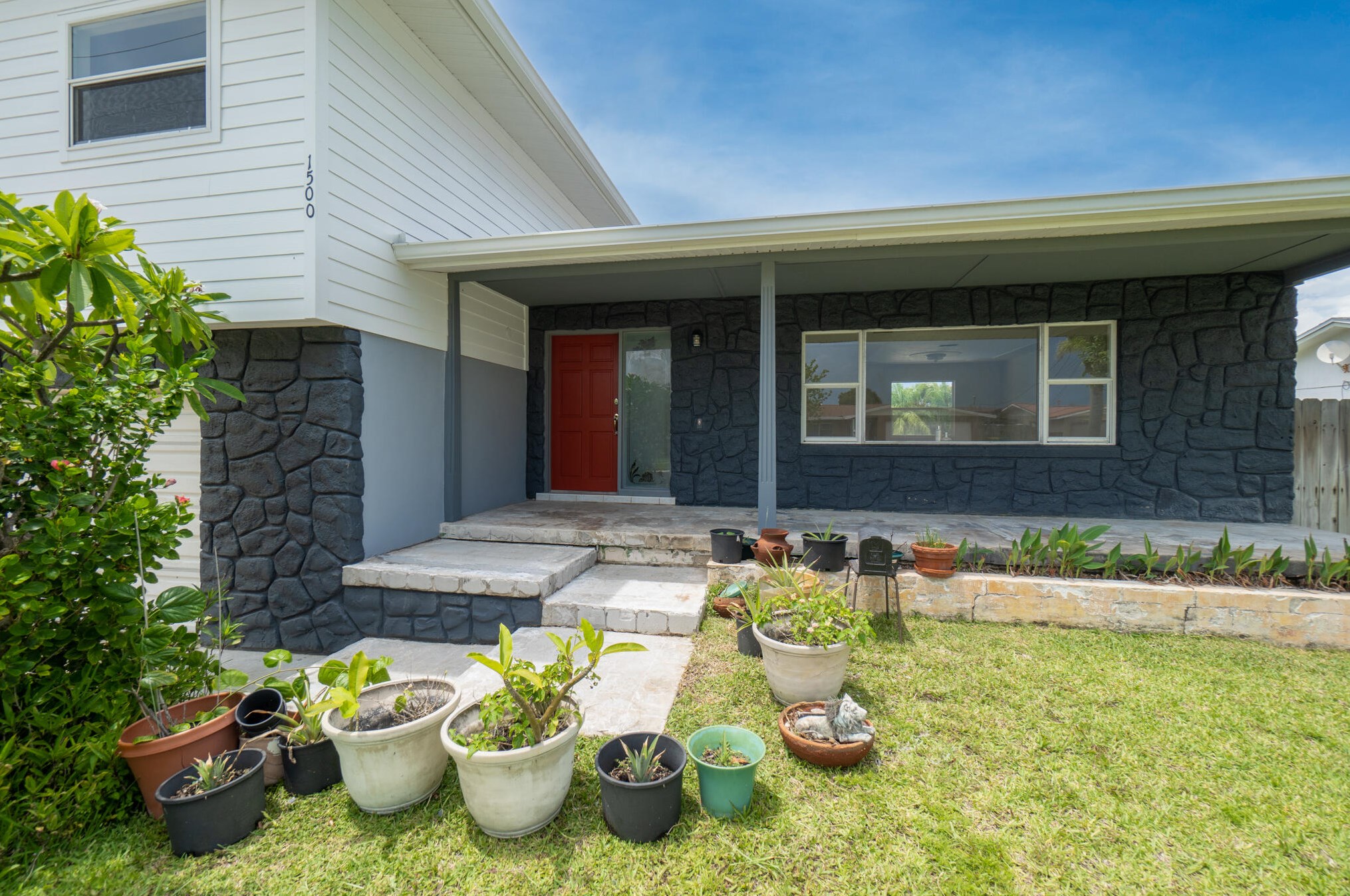 1500 Central Ave, Merritt Island FL 32952-5676 exterior