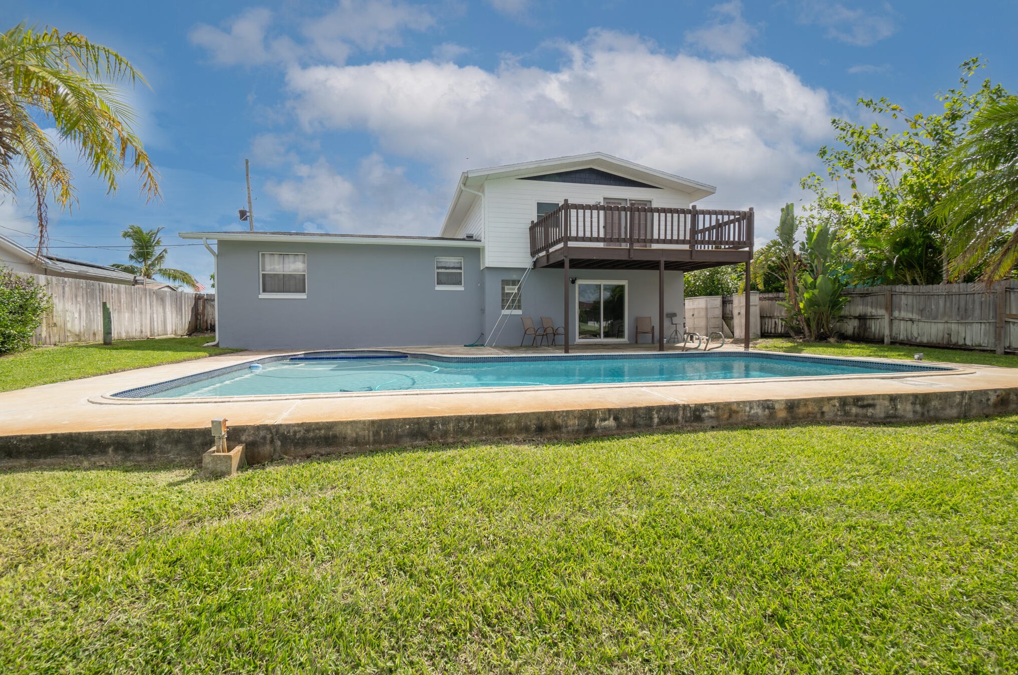 1500 Central Ave, Merritt Island FL 32952-5676 exterior