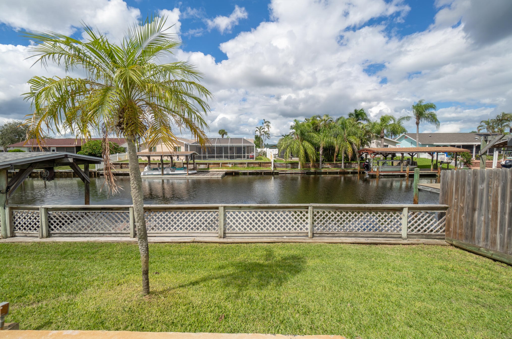 1500 Central Ave, Merritt Island FL 32952-5676 exterior