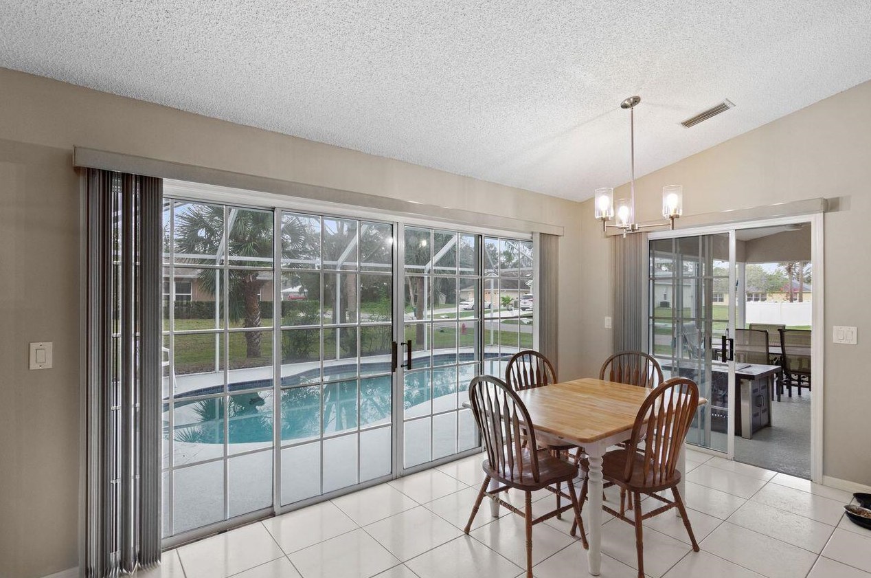 1501 Quatrain Ln, Sebastian FL  32958-6530 exterior