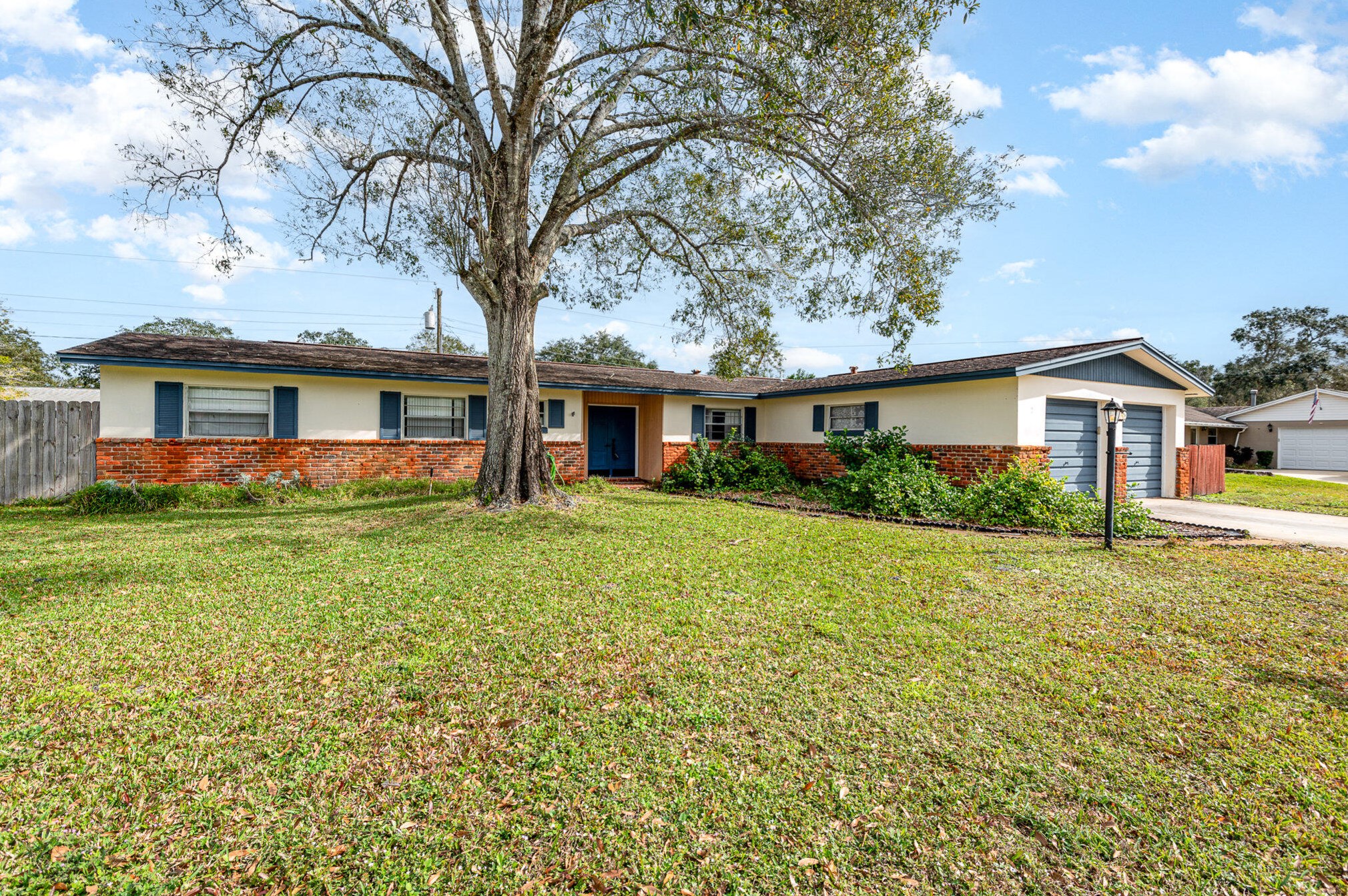 1747 Robinhood Ave, Titusville, FL 32796