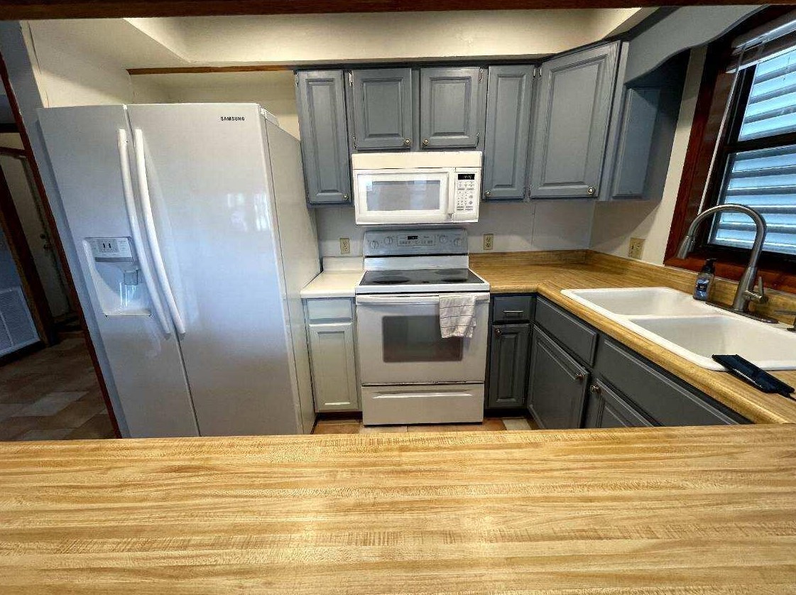 2310 Pineapple Ave, Melbourne, FL 32935