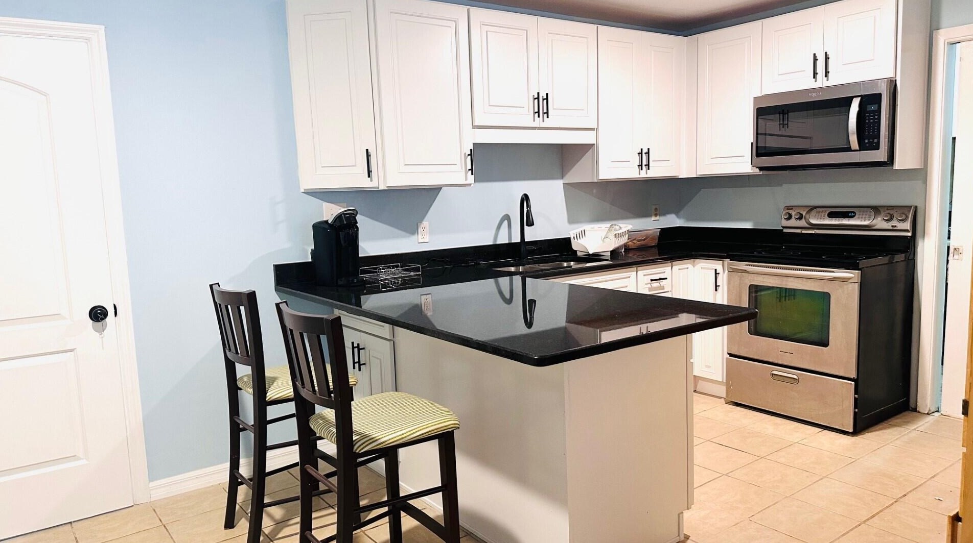 594 Mandan Ave, Melbourne, FL 32935