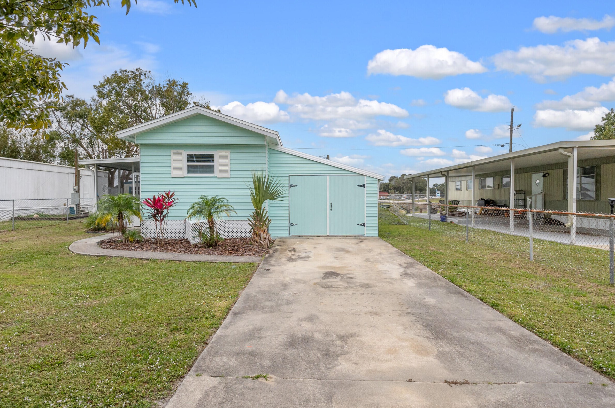 917 Pennsylvania Ave, Melbourne, FL 32955-3139