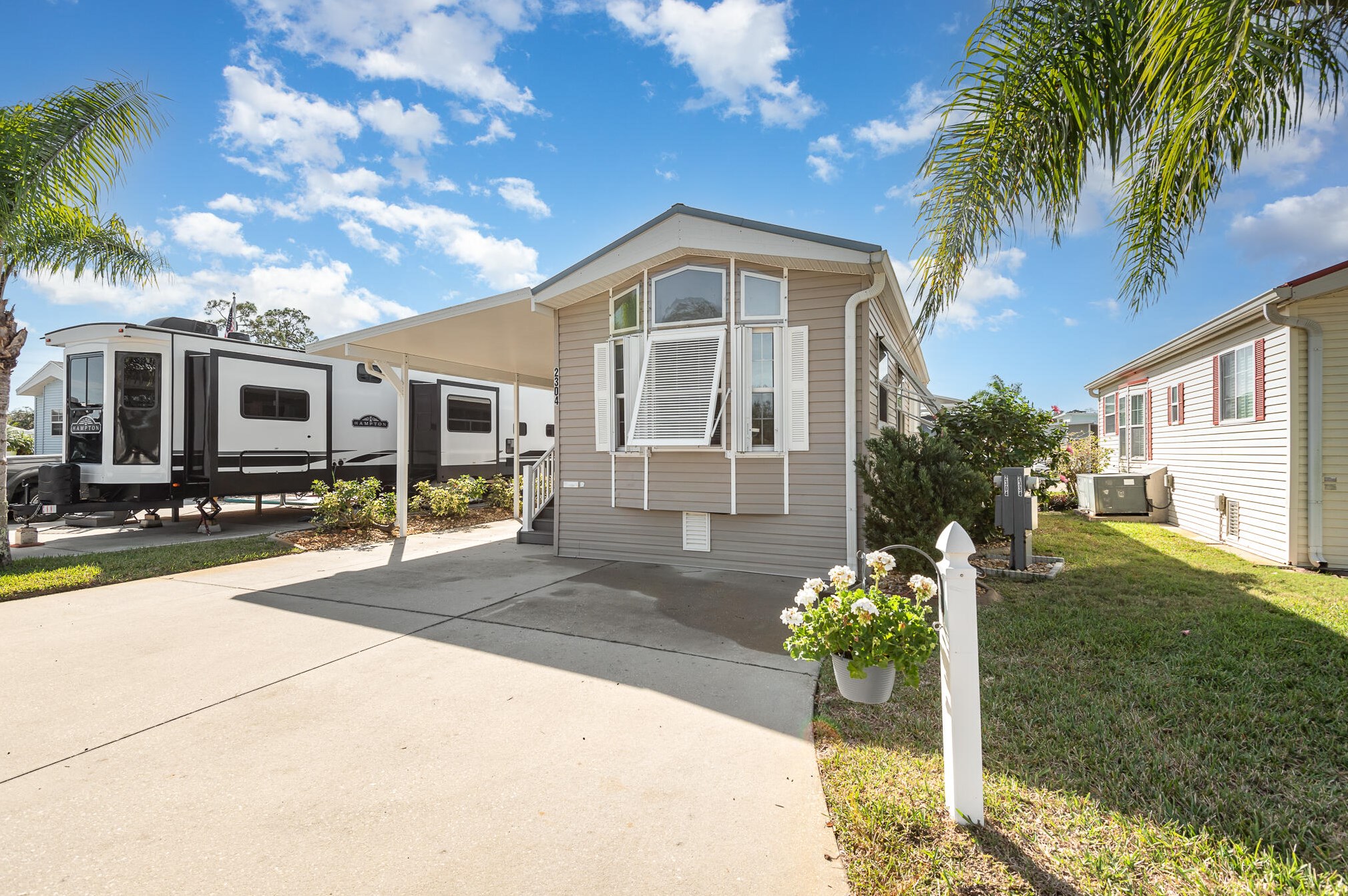 2304 Shuttle Cir, Titusville, FL 32796
