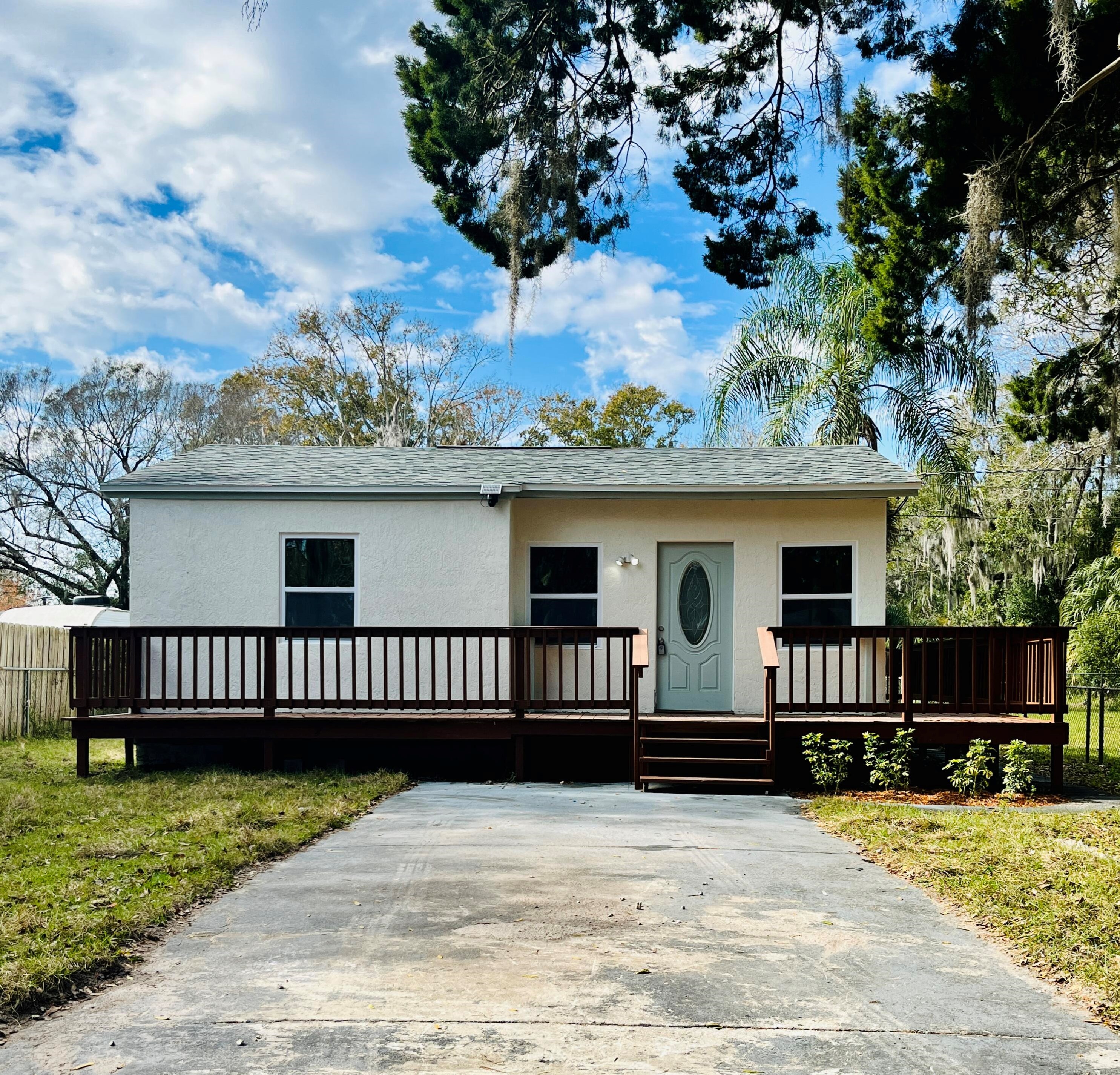 5802 Stamford St, Mims, FL 32754-6913