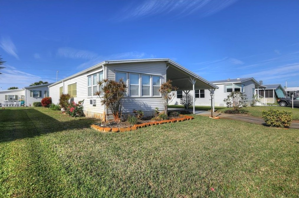 7582 Cedar Bark Rd, Sebastian, FL 32976-7747