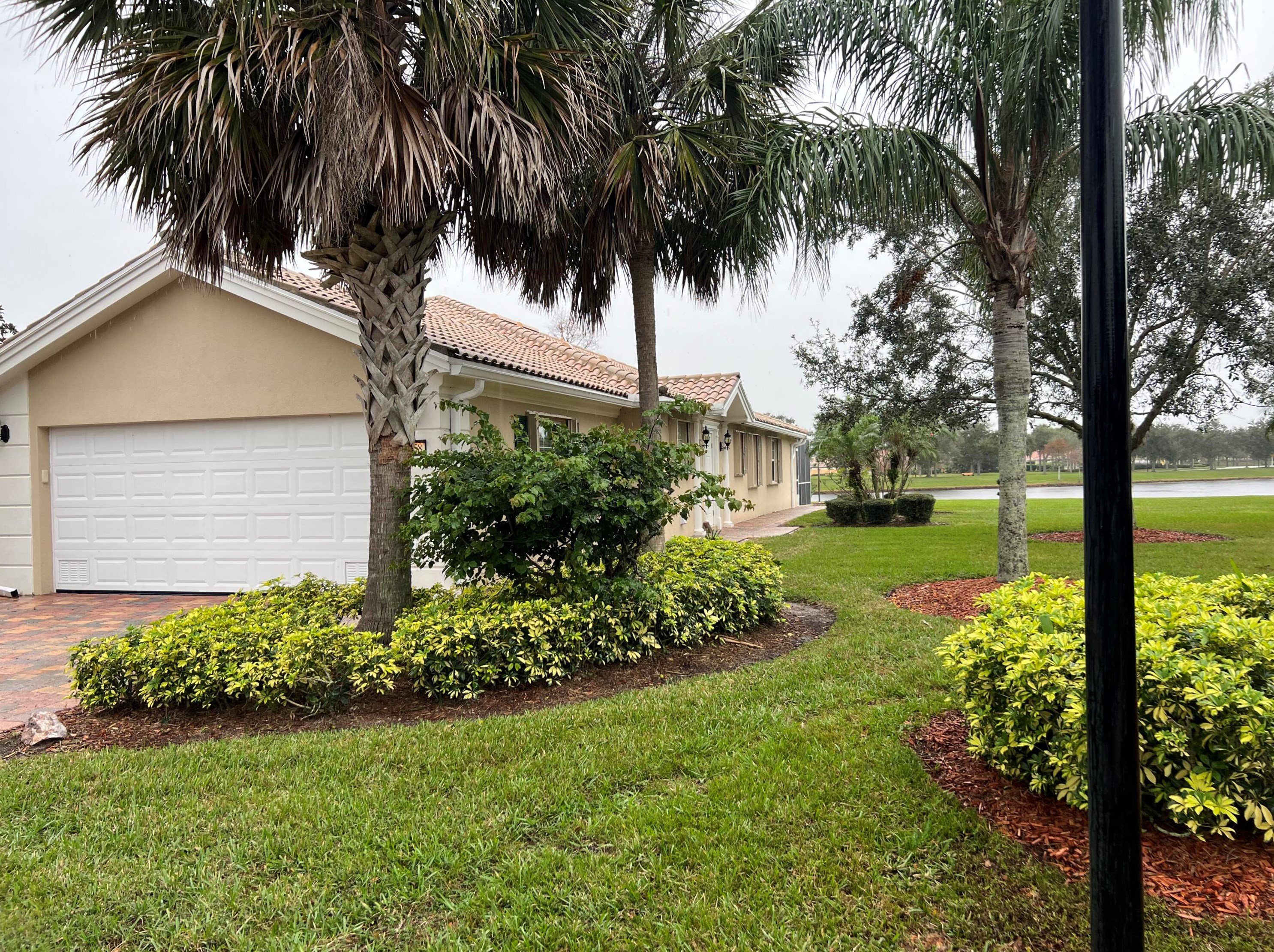 3458 Leclaire Ln, Melbourne, FL 32909-1312