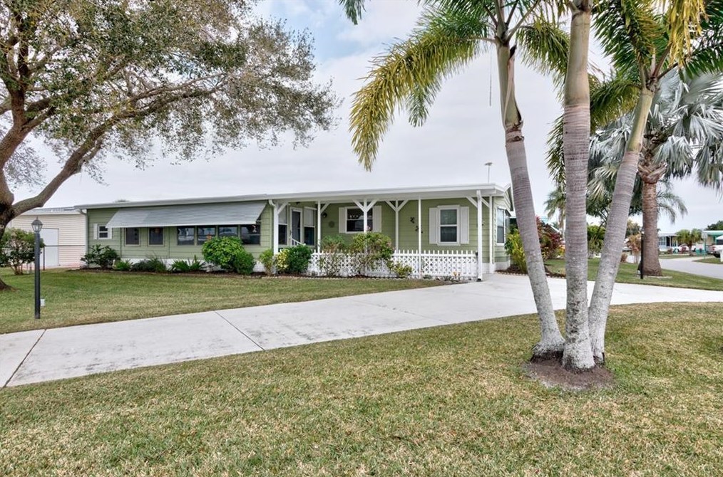 842 Wren Cir, Sebastian, FL 32976