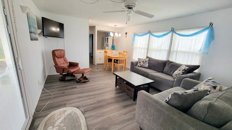 703 Periwinkle Cir, Sebastian, FL 32976