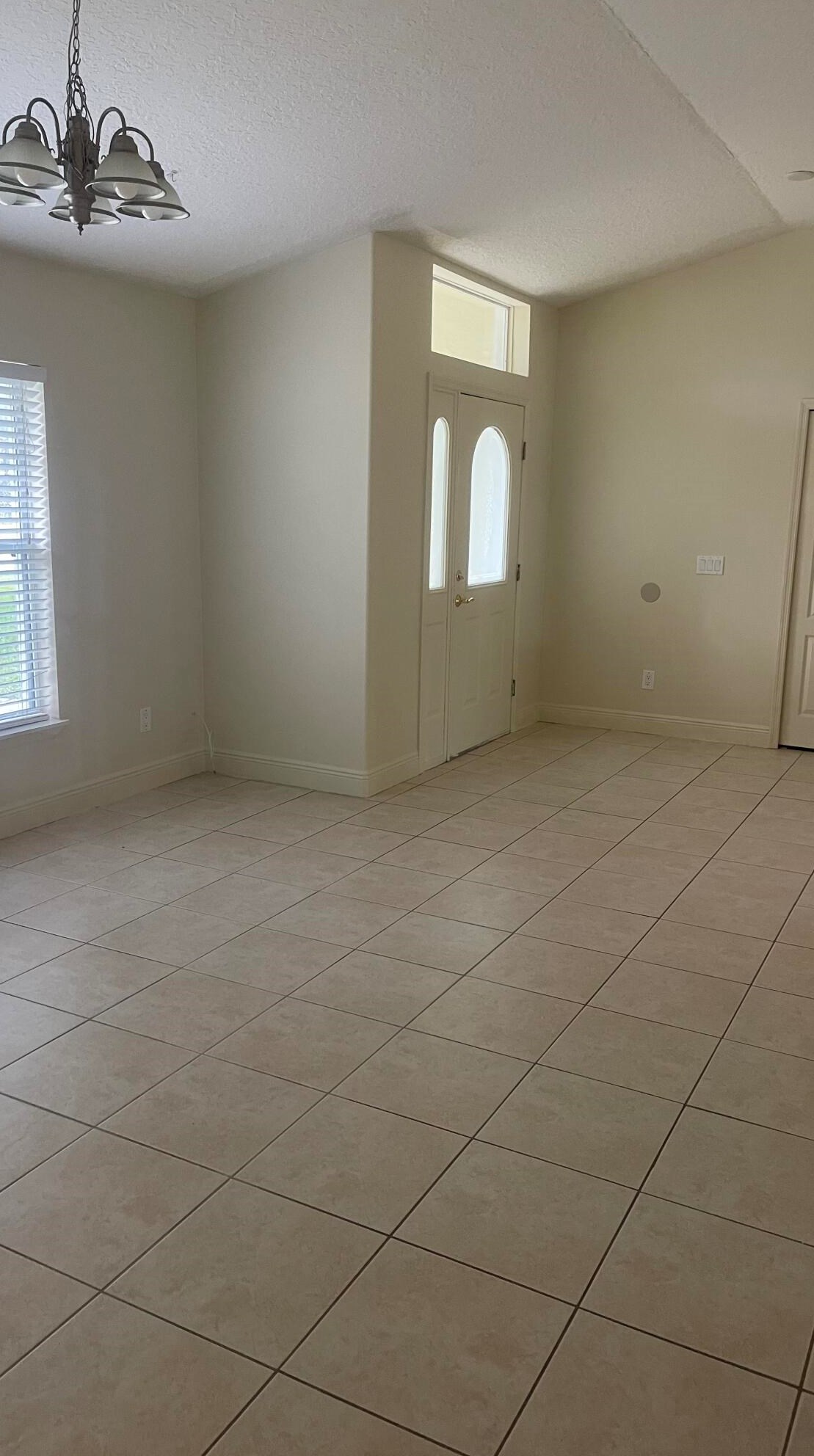 265 Delmonico St Ne #32907, Melbourne, FL 32907