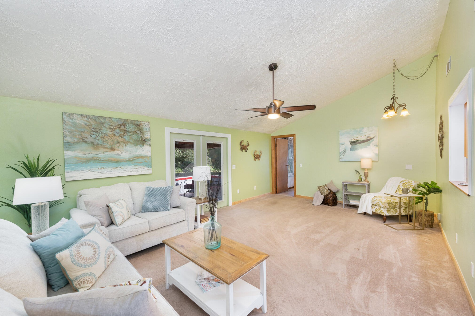 579 Karney Ave, Melbourne, FL 32907-2666