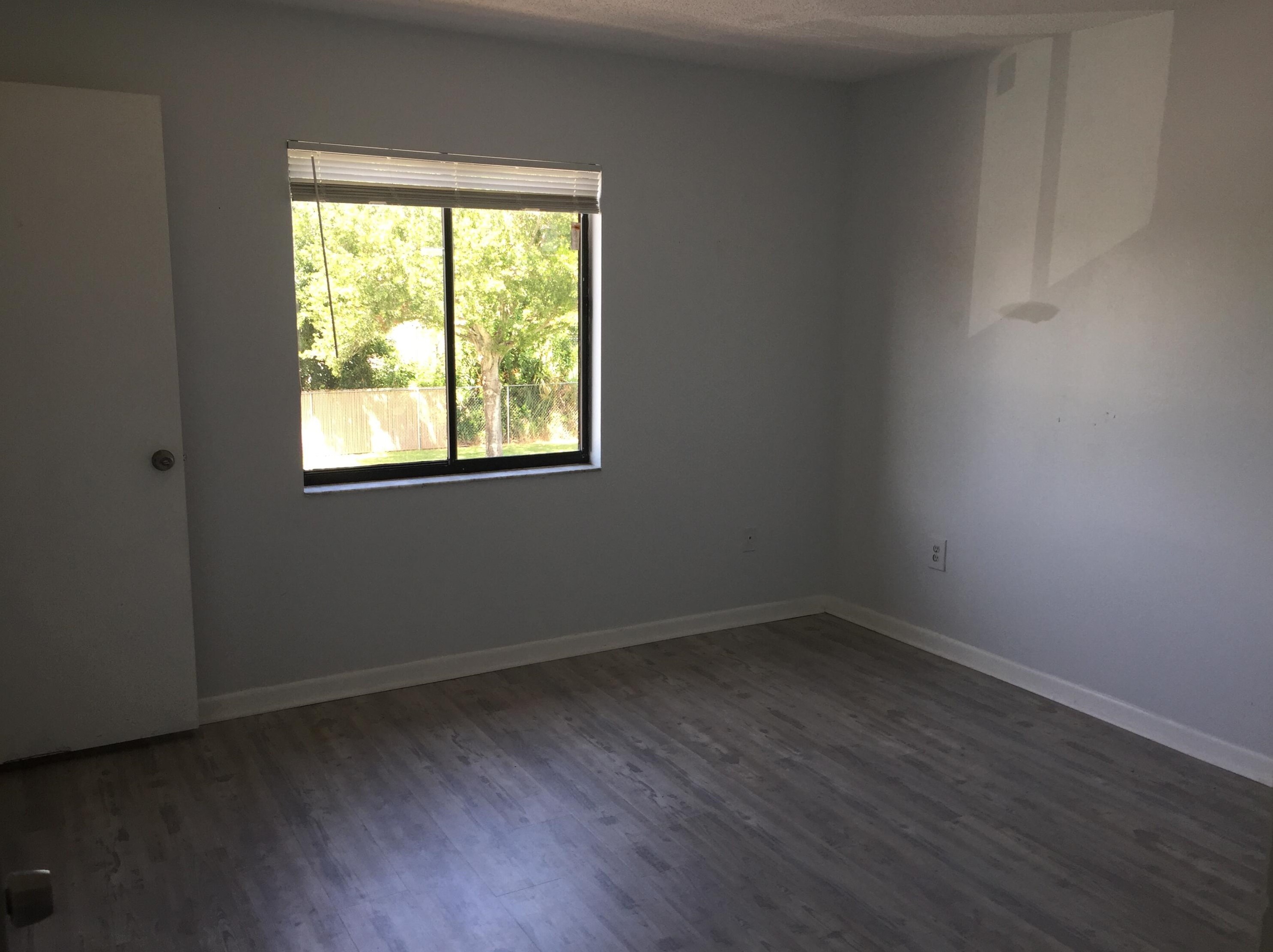 158 San Juan Cir, Melbourne FL 32935-5450 exterior