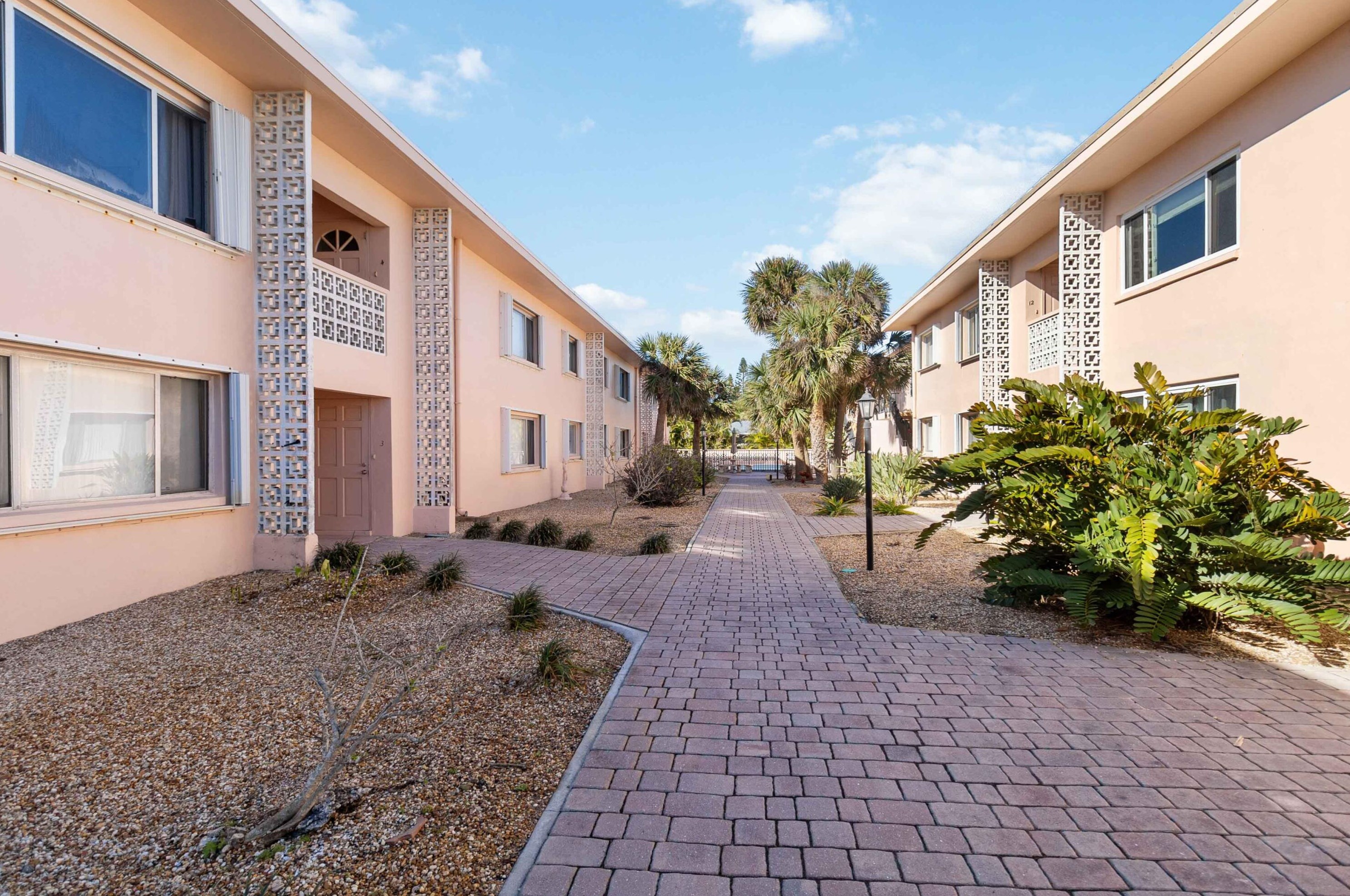 1700 Atlantic St #8, Melbourne, FL 32951