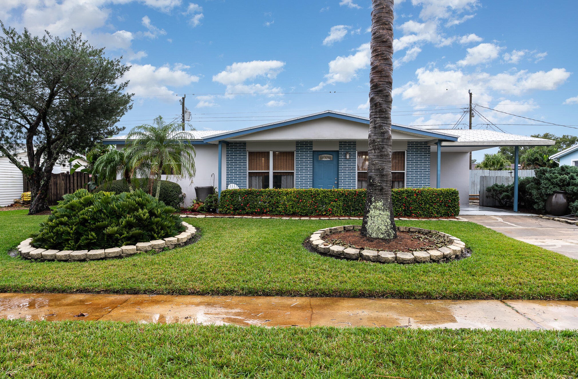 1783 Cadillac Cir, Melbourne, FL 32935-4913