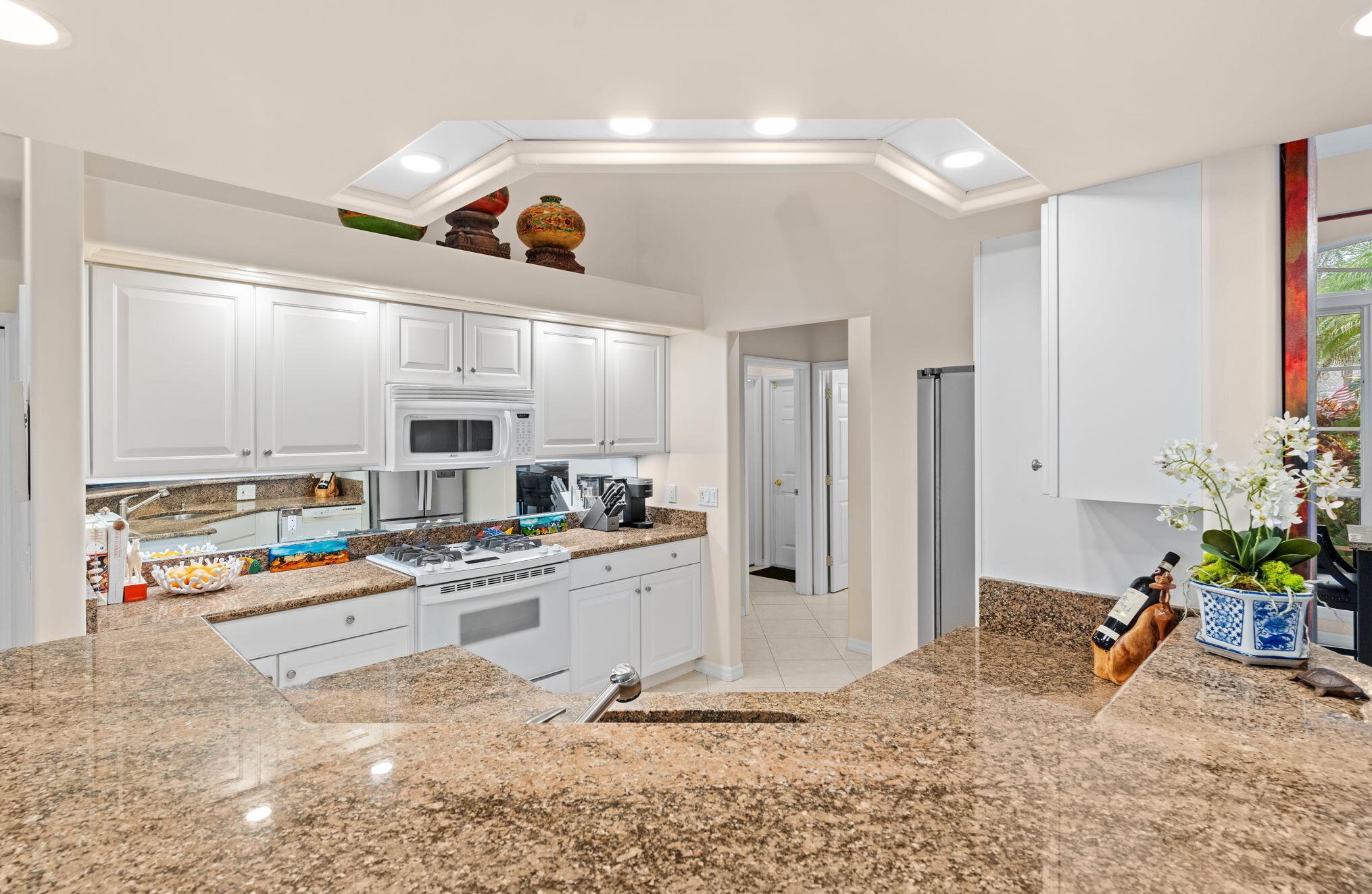 81 Cache Cay Dr, Vero Beach FL 32963-1211 exterior