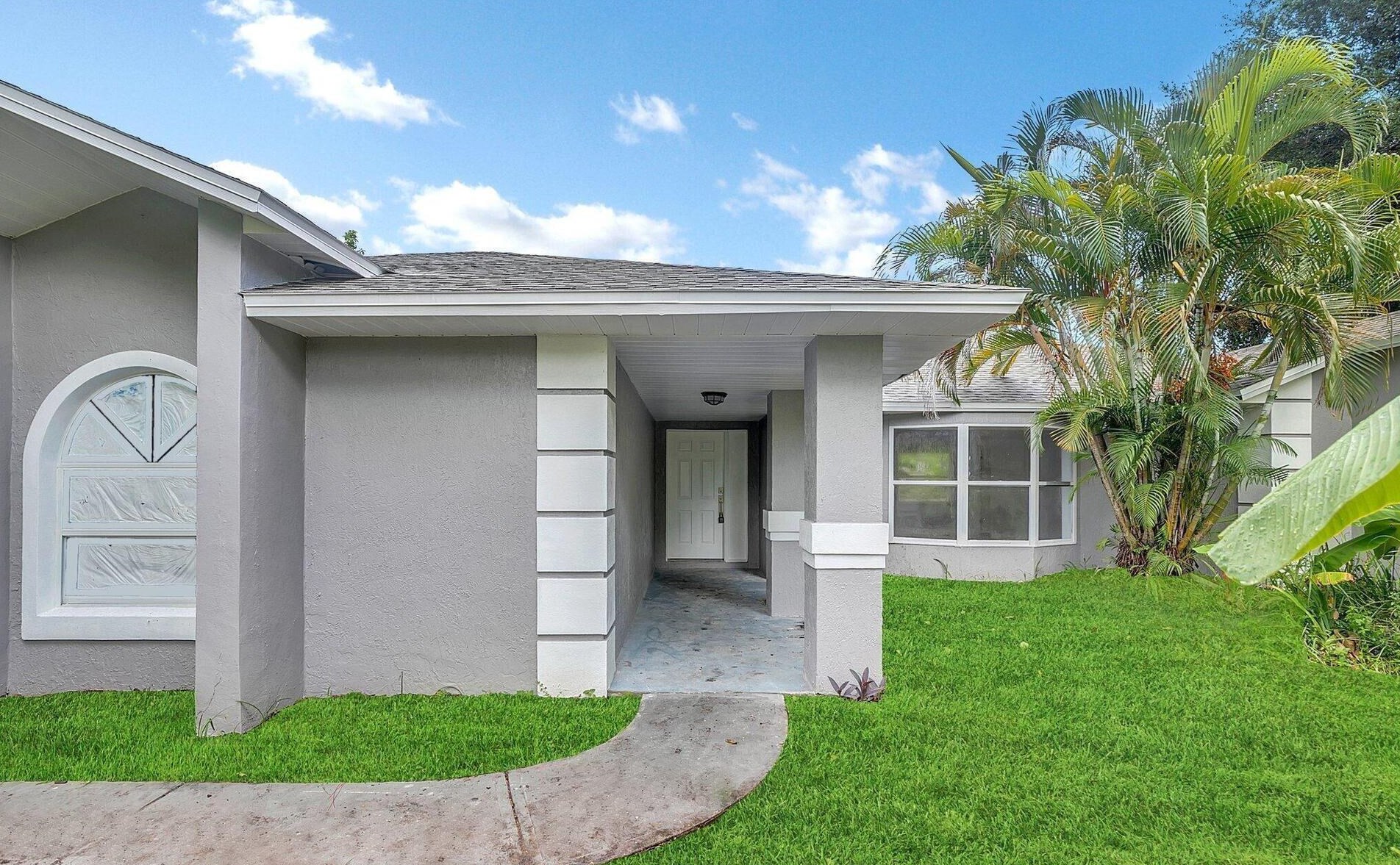 614 Elmont St Nw, Melbourne, FL 32907