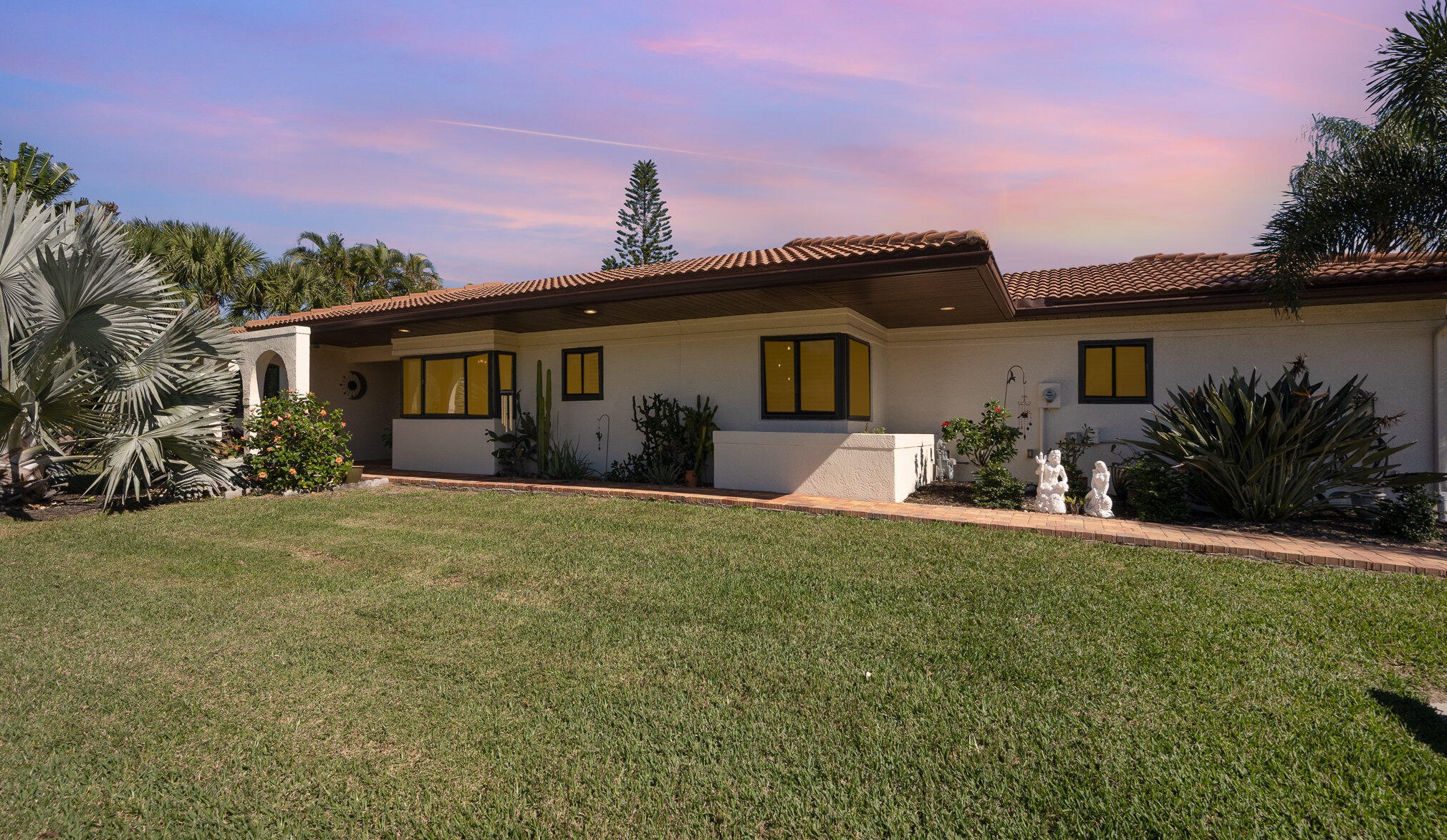 2202 Parkside Pl, Melbourne, FL 32937-4826