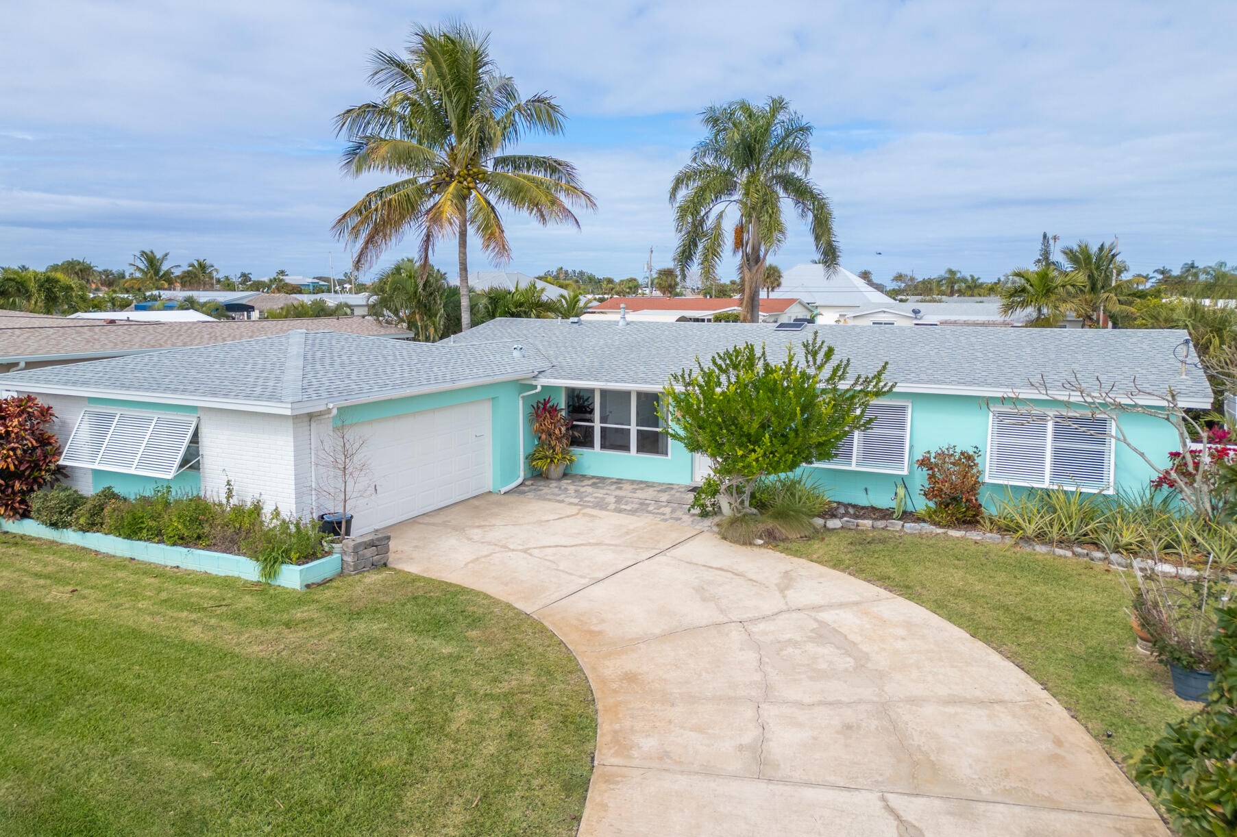 453 Penguin Dr, Melbourne, FL 32937-3782