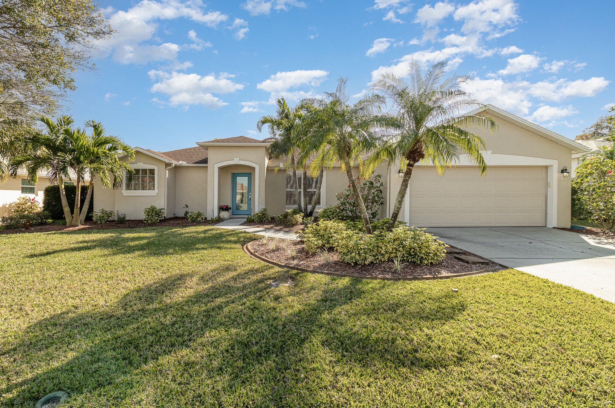 807 Potomac Dr, Melbourne, FL 32904-1803