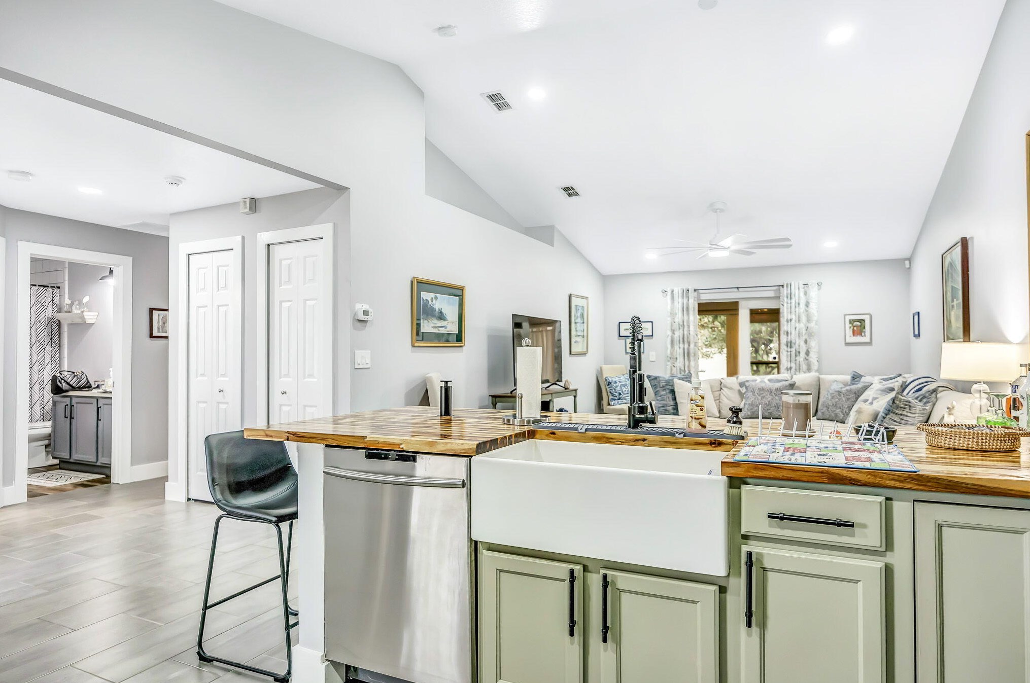3305 Celena Cir, Saint Cloud FL  34769-5911 exterior