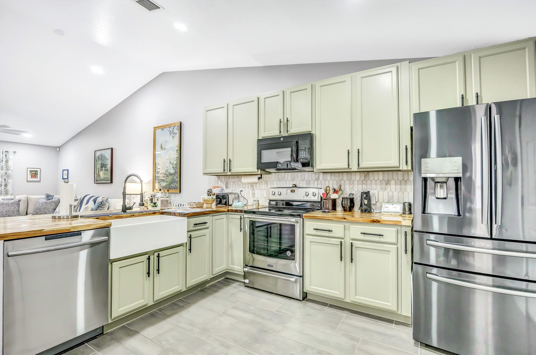 3305 Celena Cir, Saint Cloud FL  34769-5911 exterior