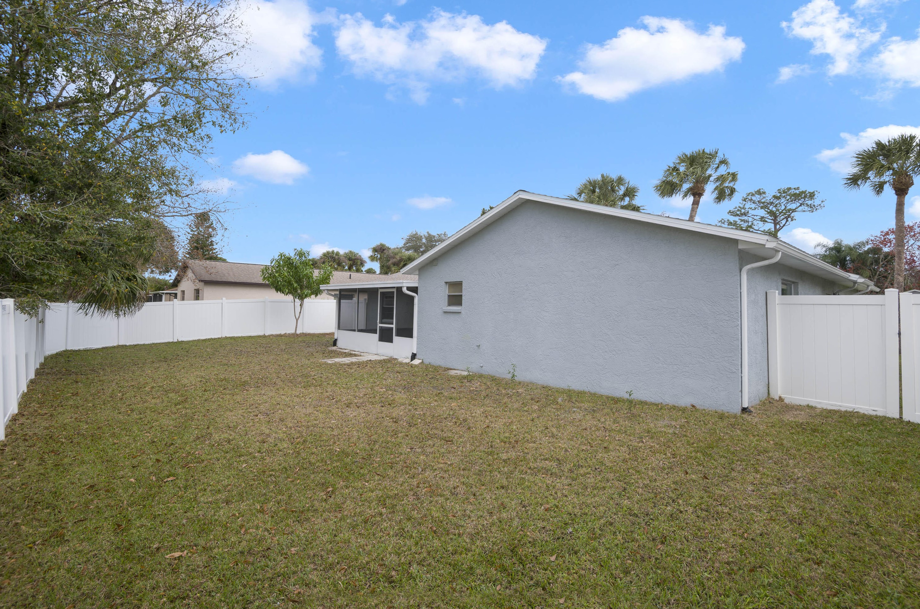 2331 Scotland Rd, Cocoa FL  32926-6406 exterior