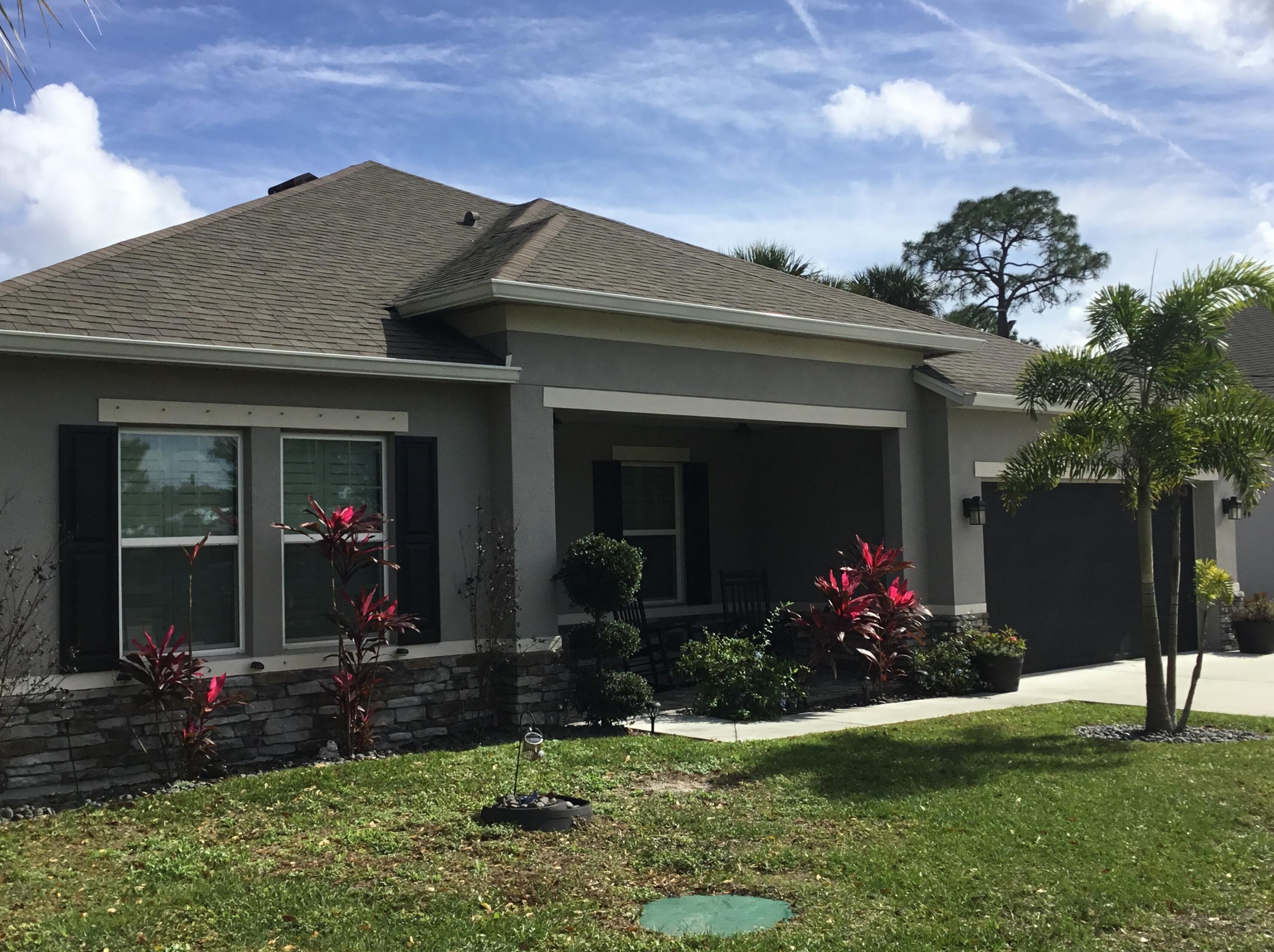 547 Barber St, Sebastian, FL 32958-4403