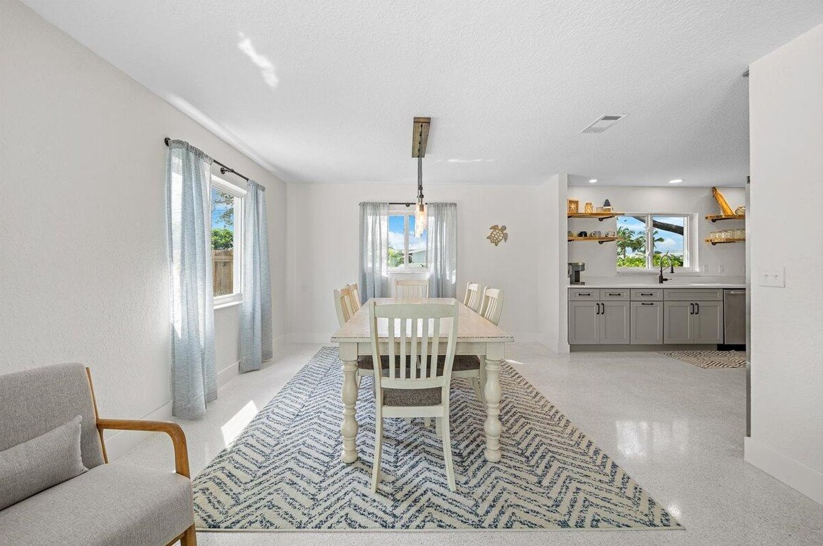 123 Marion St, Melbourne FL 32937-4147 exterior