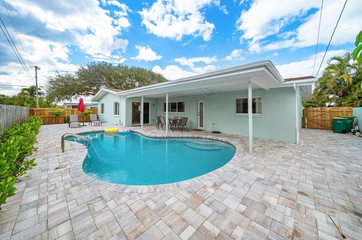 123 Marion St, Melbourne FL 32937-4147 exterior