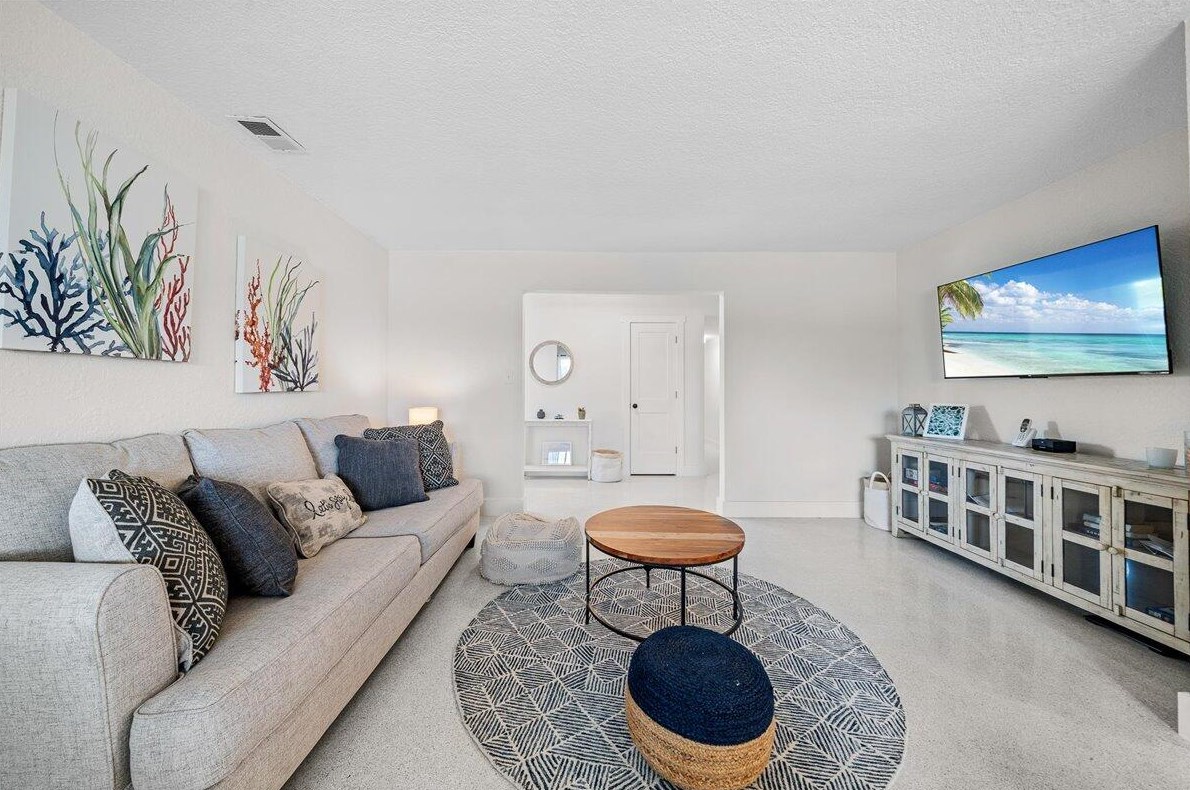 123 Marion St, Melbourne FL 32937-4147 exterior