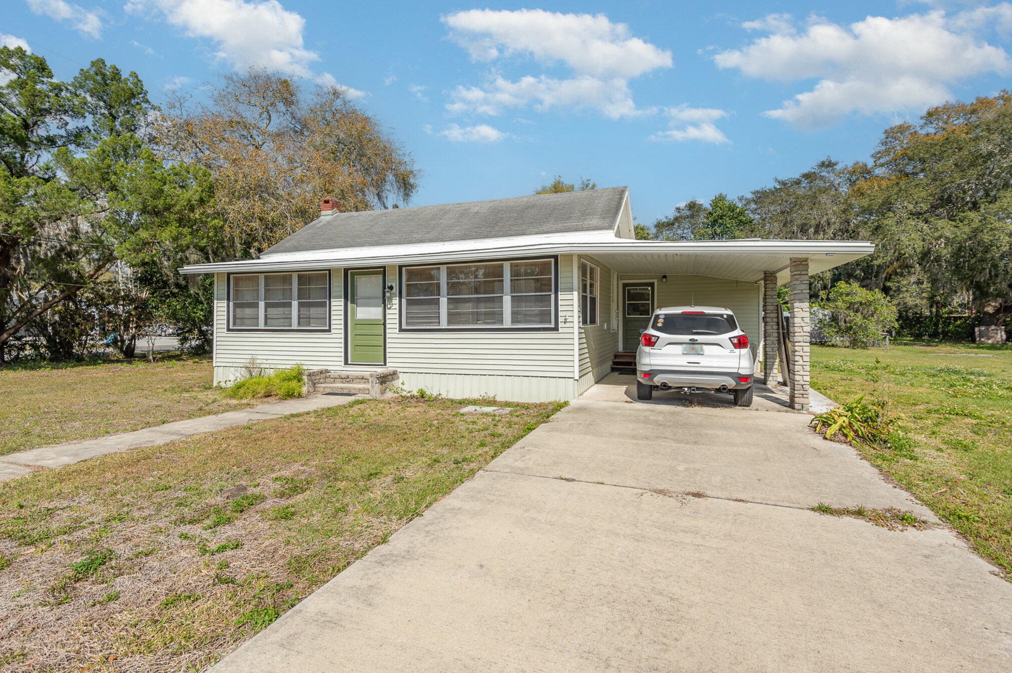 2379 Broadway Ave, Mims, FL 32754