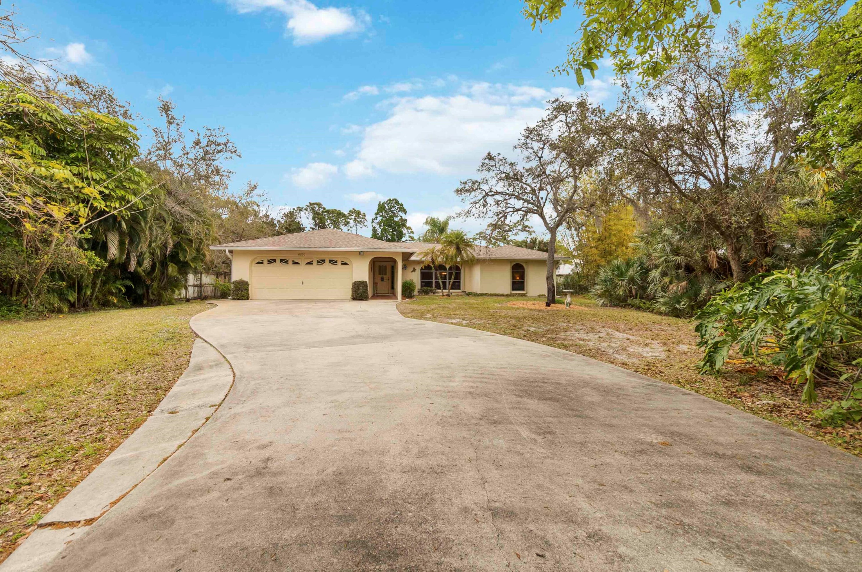 8250 Capewell Ct, Sebastian, FL 32958-3512