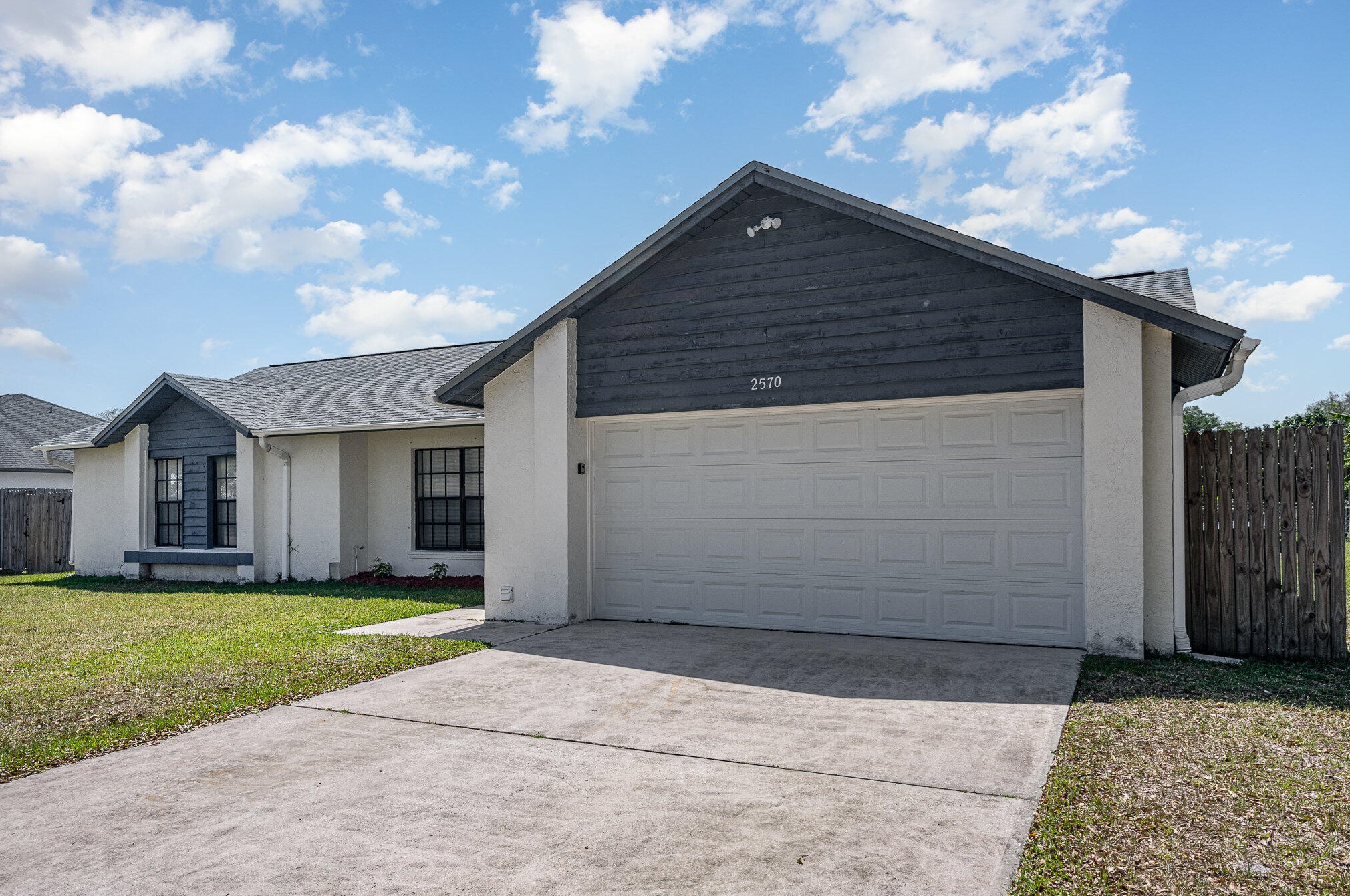 2570 Nobility Ave, Melbourne, FL 32934-7568