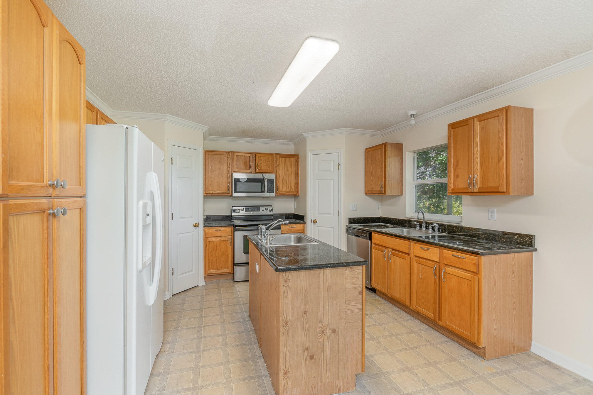 1749 Las Palmos Dr, Melbourne FL 32908-1122 exterior