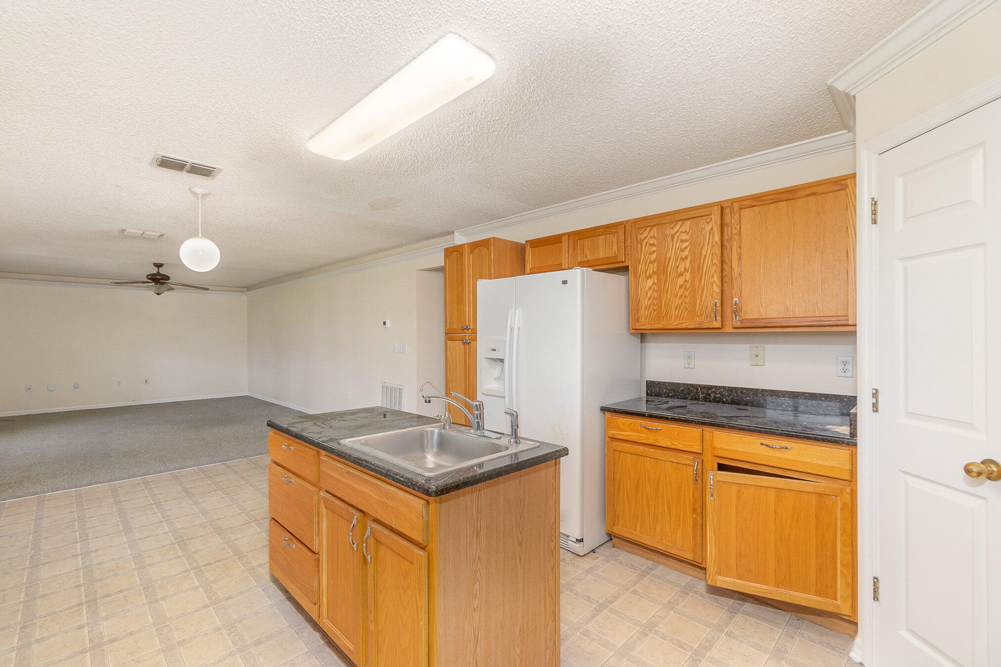 1749 Las Palmos Dr, Melbourne FL 32908-1122 exterior