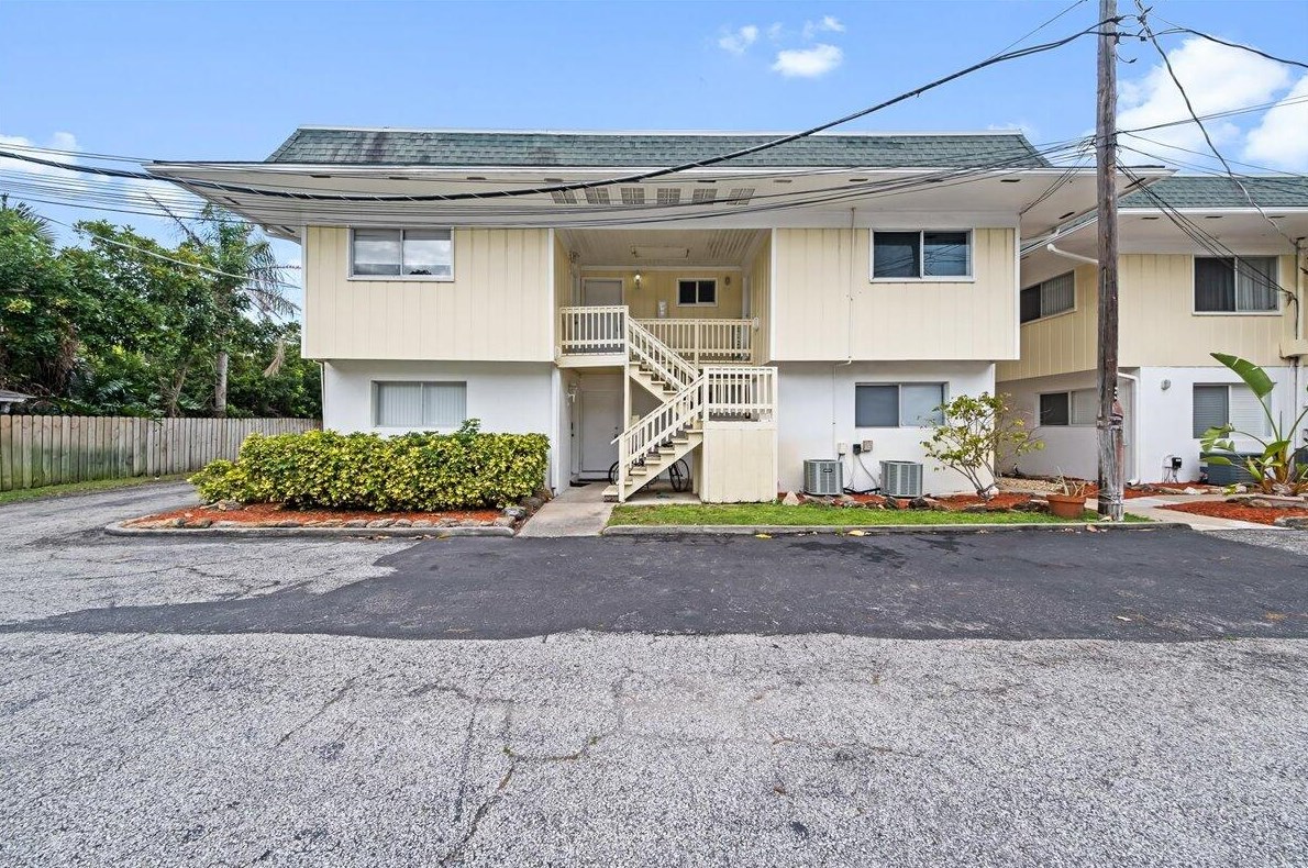 419 Ocean Ave #205, Melbourne, FL 32951
