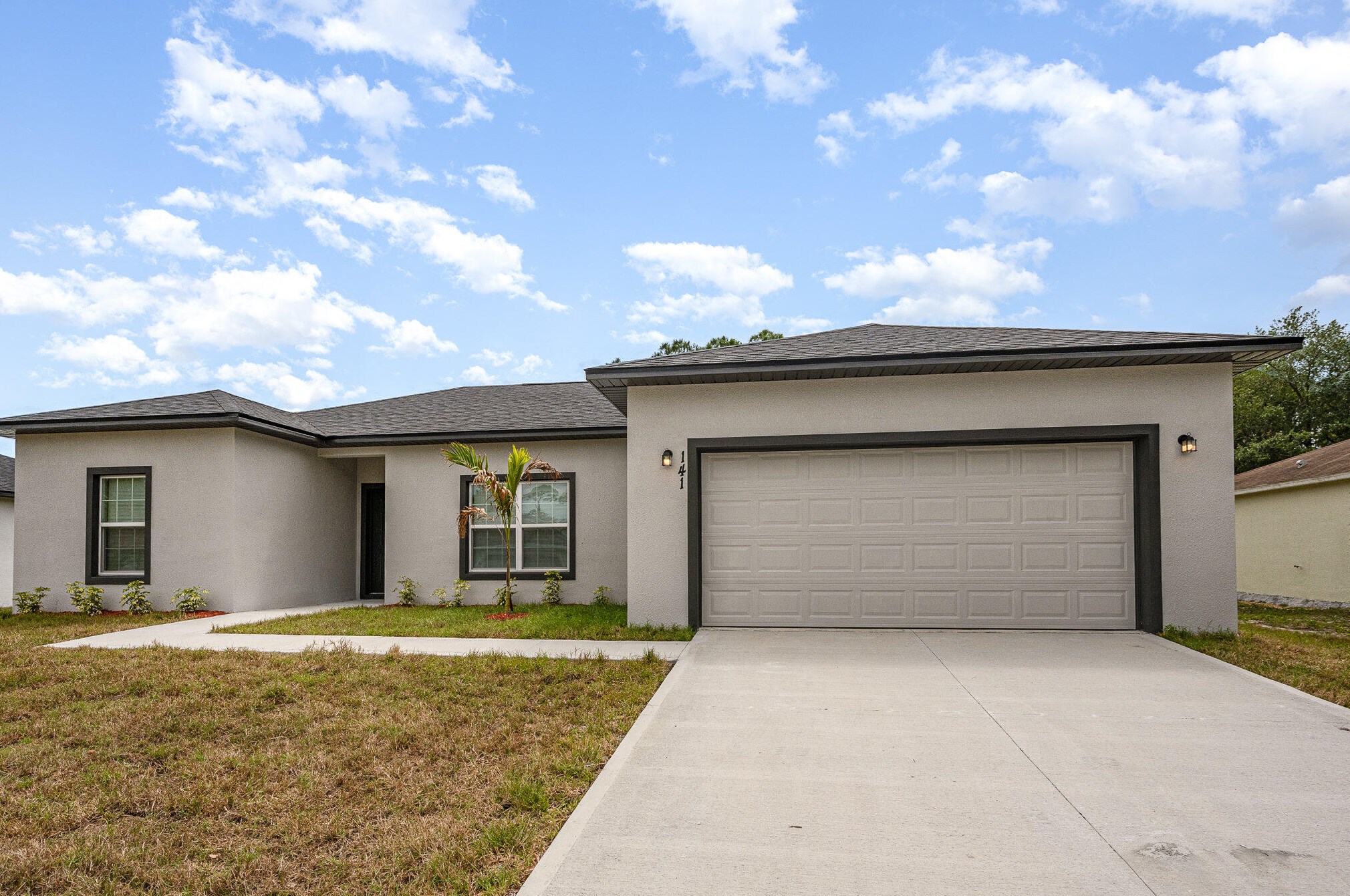 141 Hilton Ave, Melbourne, FL 32907-6827
