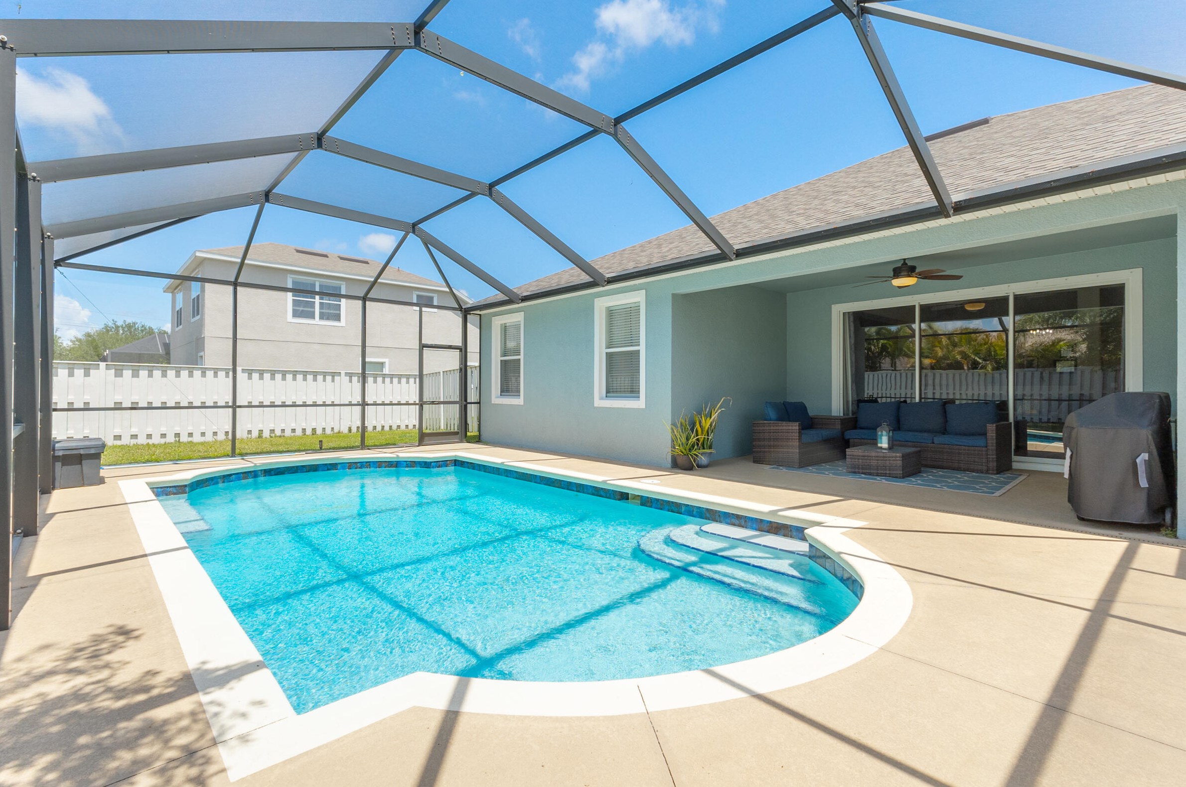 6002 Goleta Cir, Melbourne, FL 32940-8037