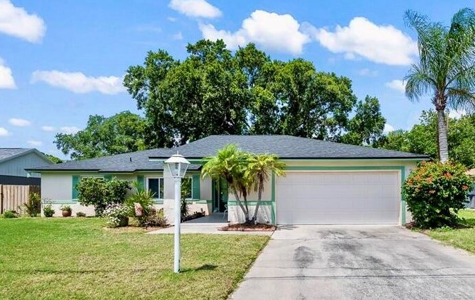 2355 Raintree Lake Cir, Merritt Island, FL 32953-2938