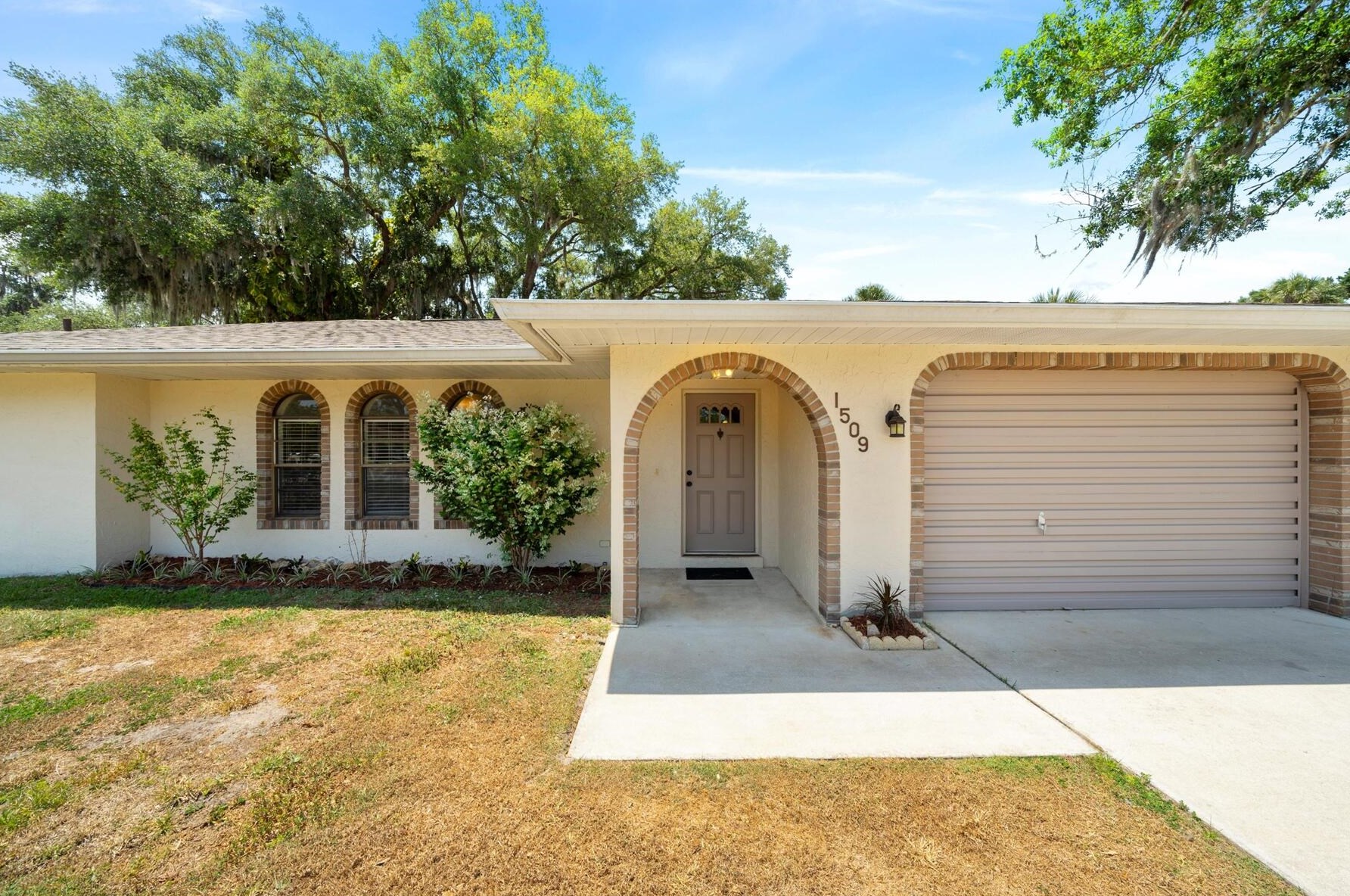 1509 Van Eck Rd, Melbourne, FL 32907-2356